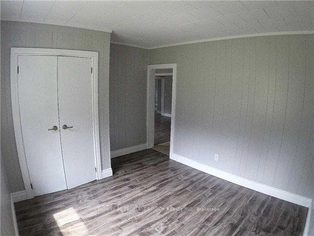 14293 Trafalgar Road photo 9