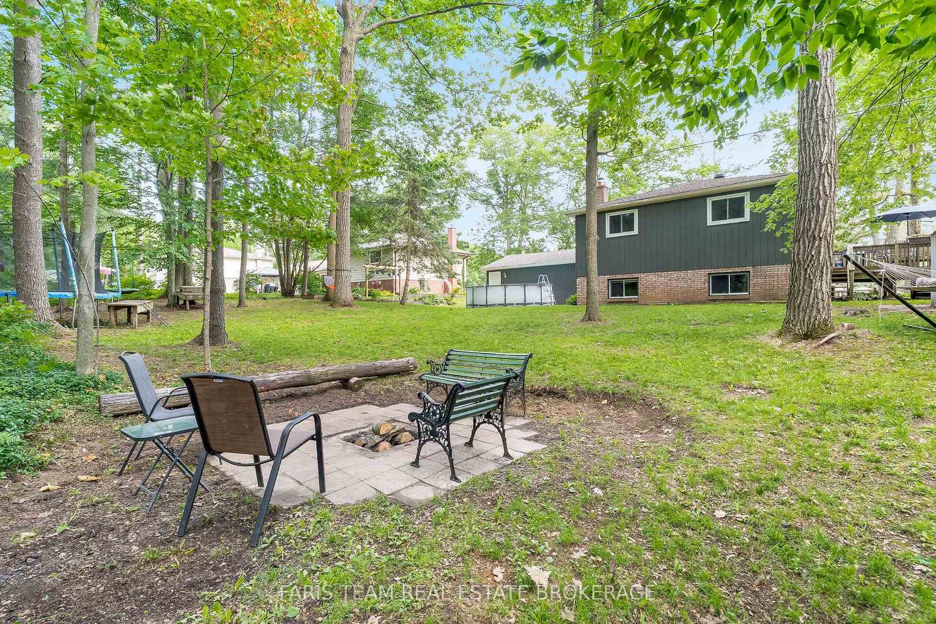 1202 Sunnidale Road photo 32