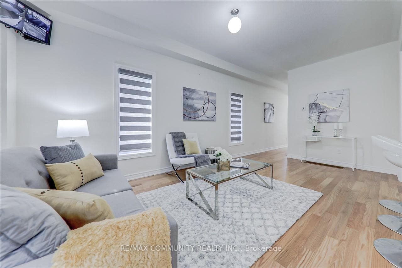 1107 Skyridge Boulevard photo 8
