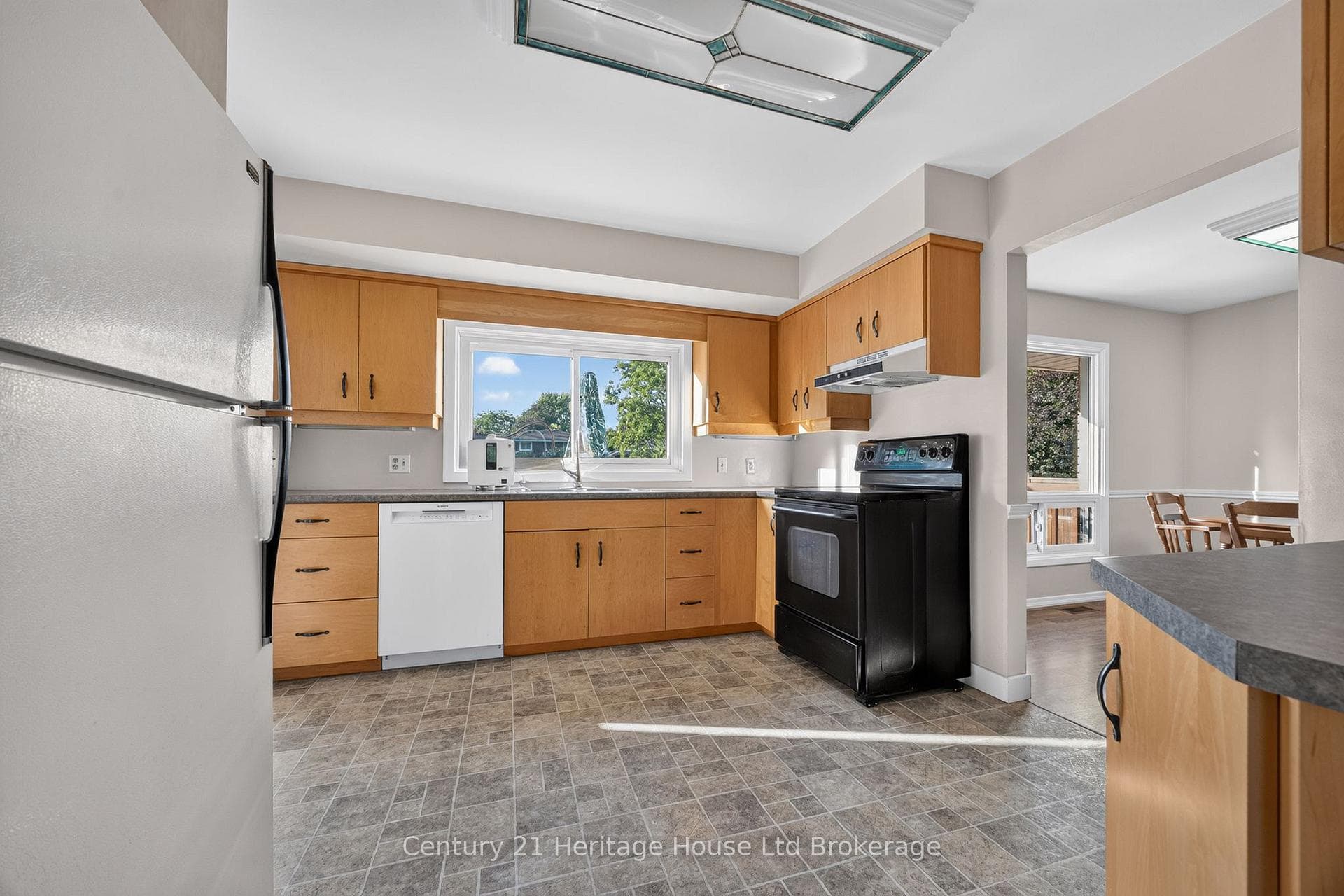 54 Glendale Drive photo 11
