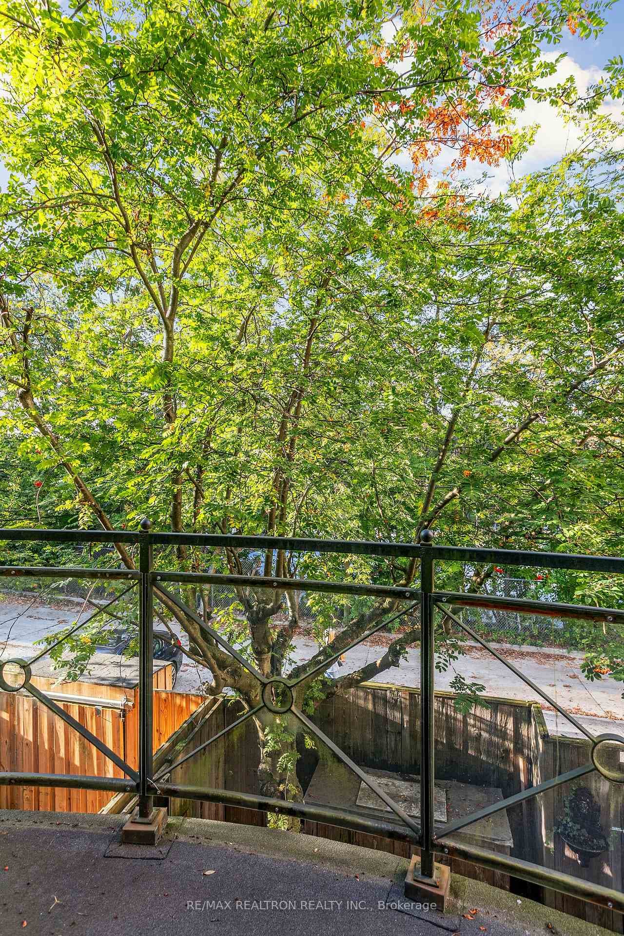 8 Belmont Street photo 23