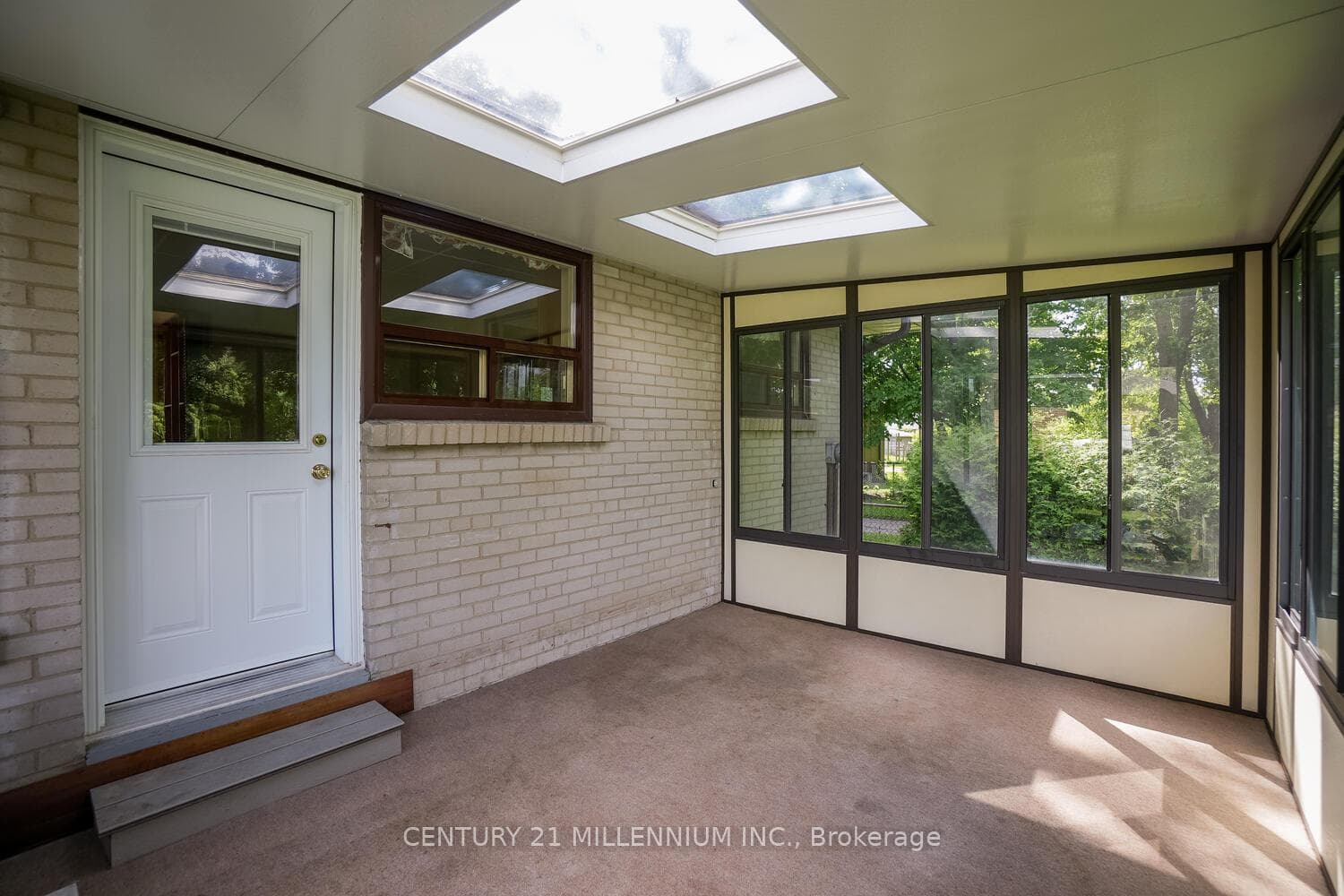 33 Alexandria Crescent photo 13