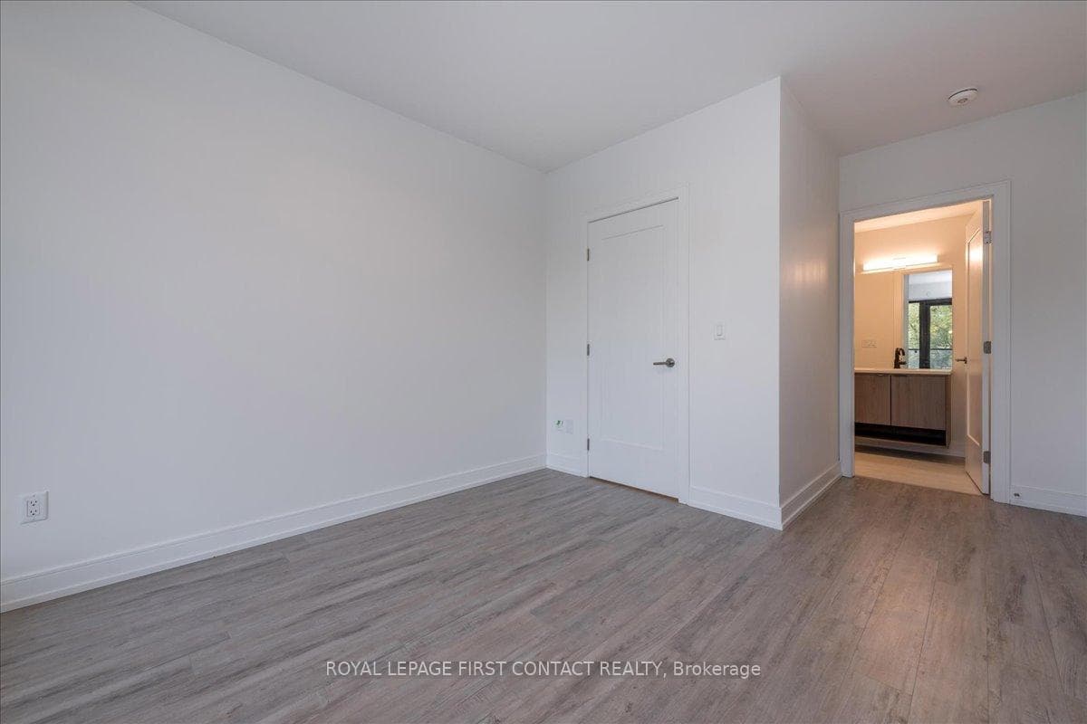 185 Dunlop Street Unit 416 photo 12
