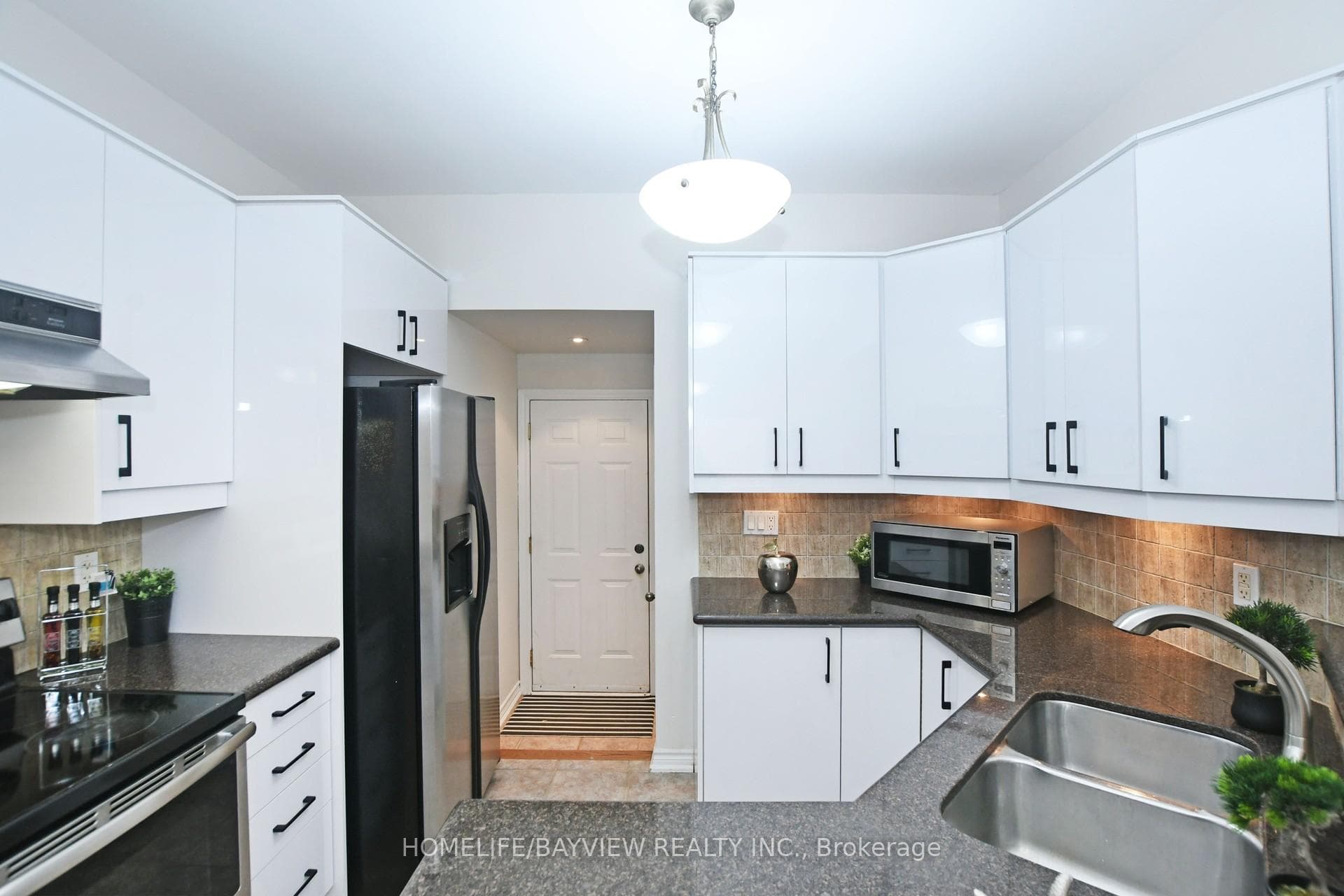 71 Puccini Drive Unit 12 photo 16