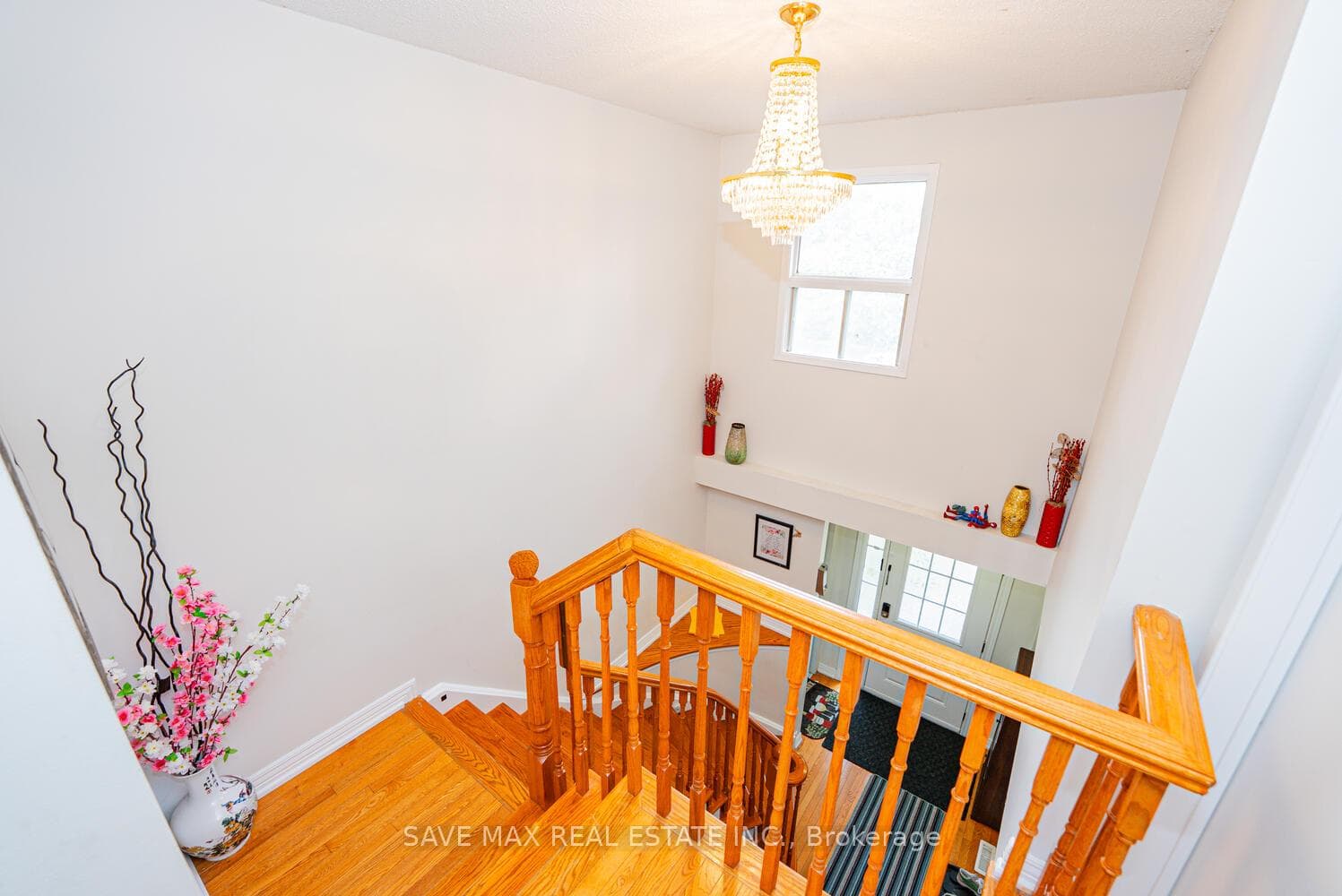 101 Alford Crescent photo 16