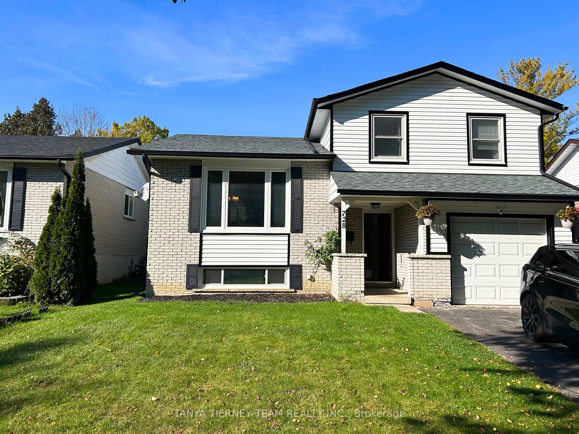 728 Bermuda Avenue photo 1