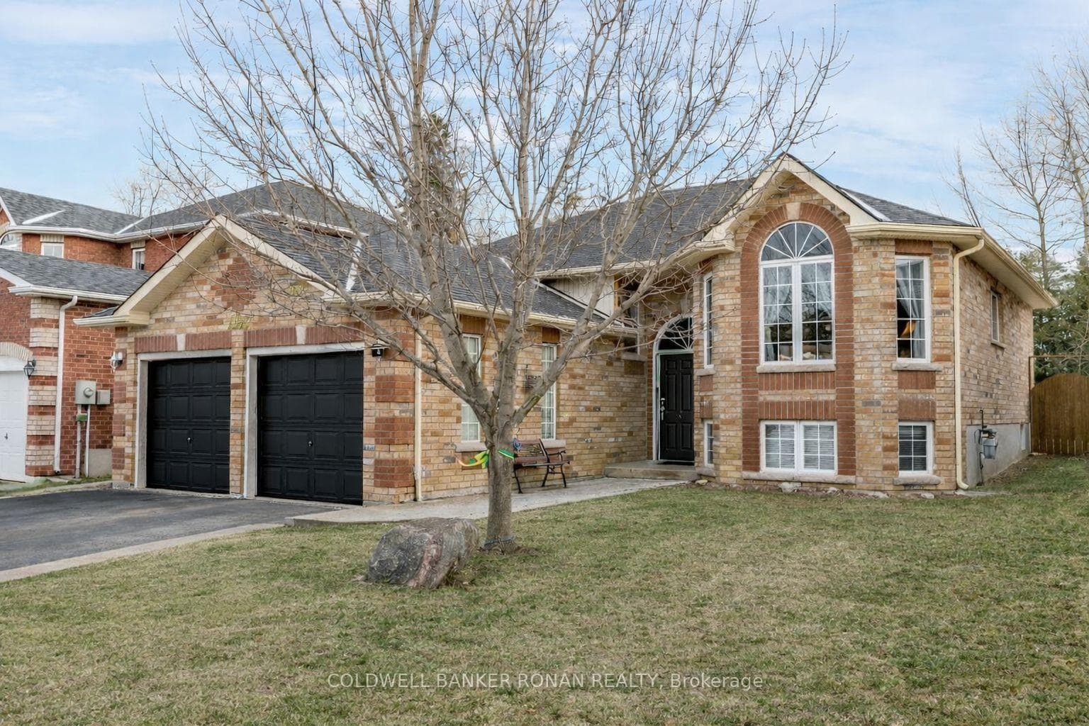 2303 Jack Crescent photo 1