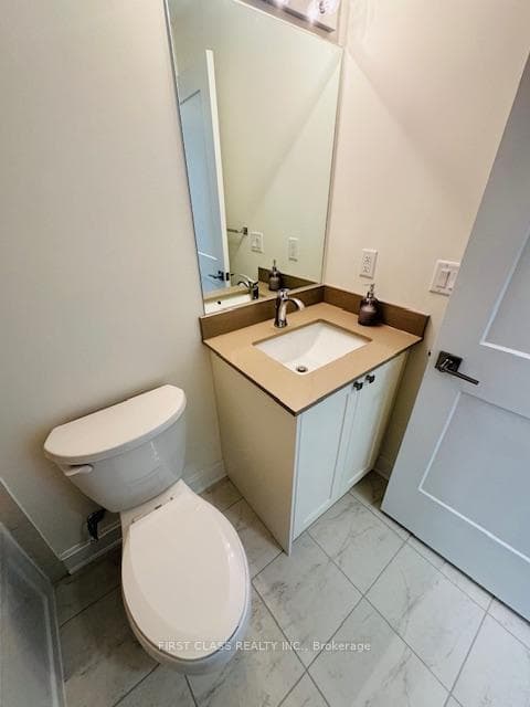 50 Lakebreeze Drive Unit 206 photo 16