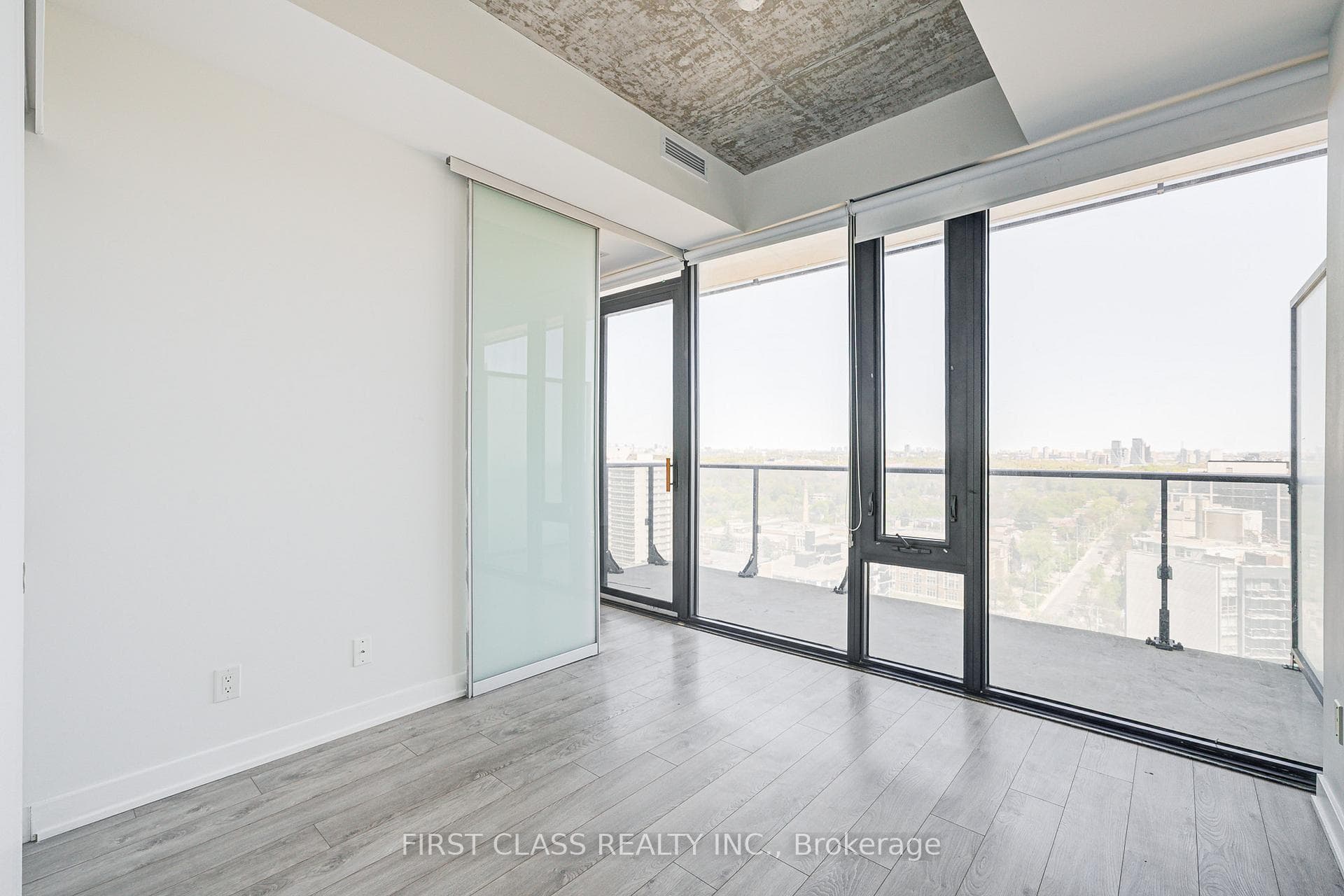 185 Roehampton Avenue Unit 1606 photo 26