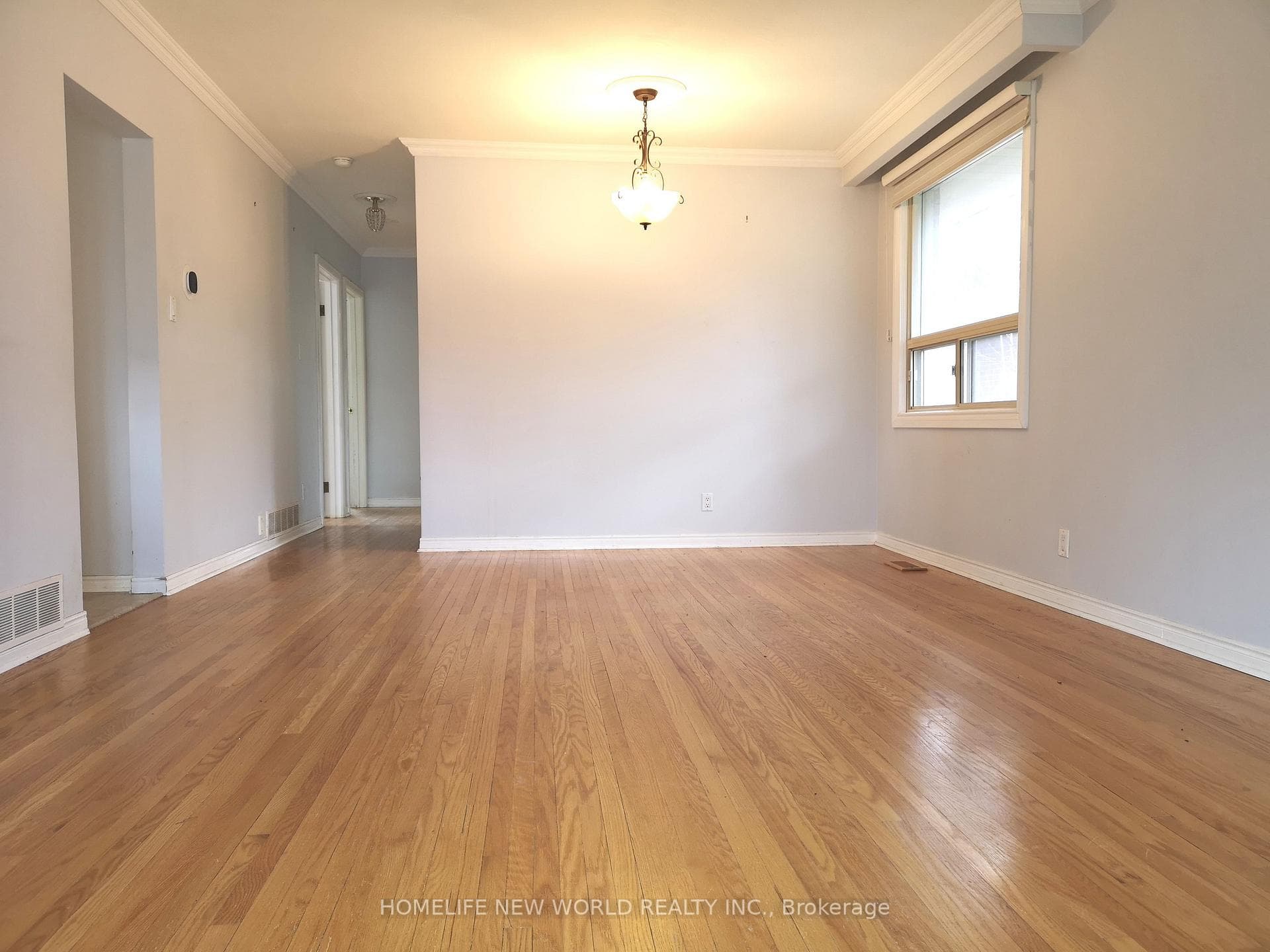 158 Wincott Drive photo 6