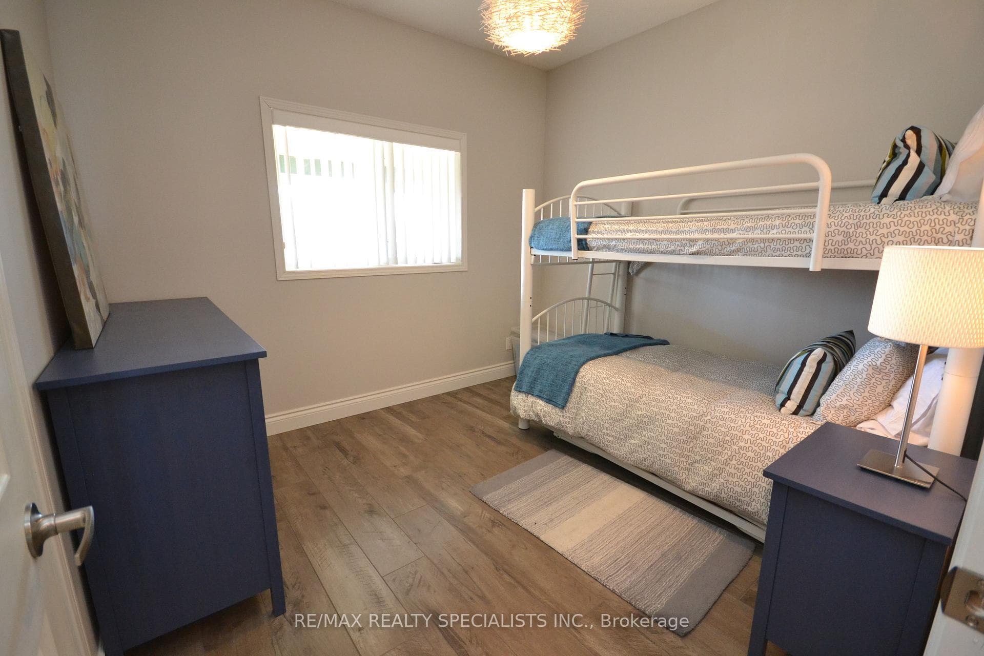453 Mariners Way photo 15