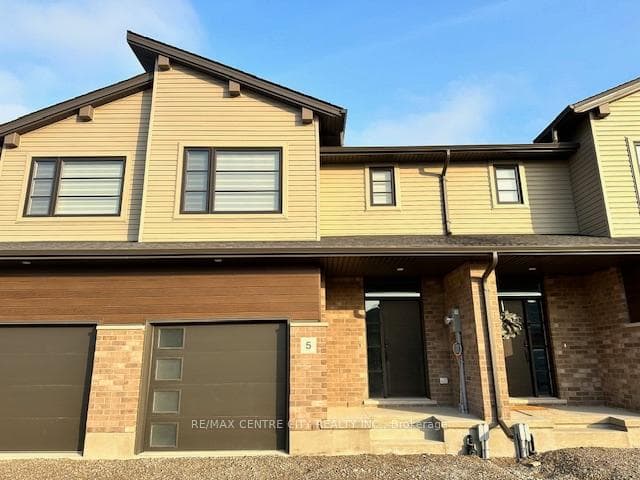 5 EVYLEAN Court photo 1