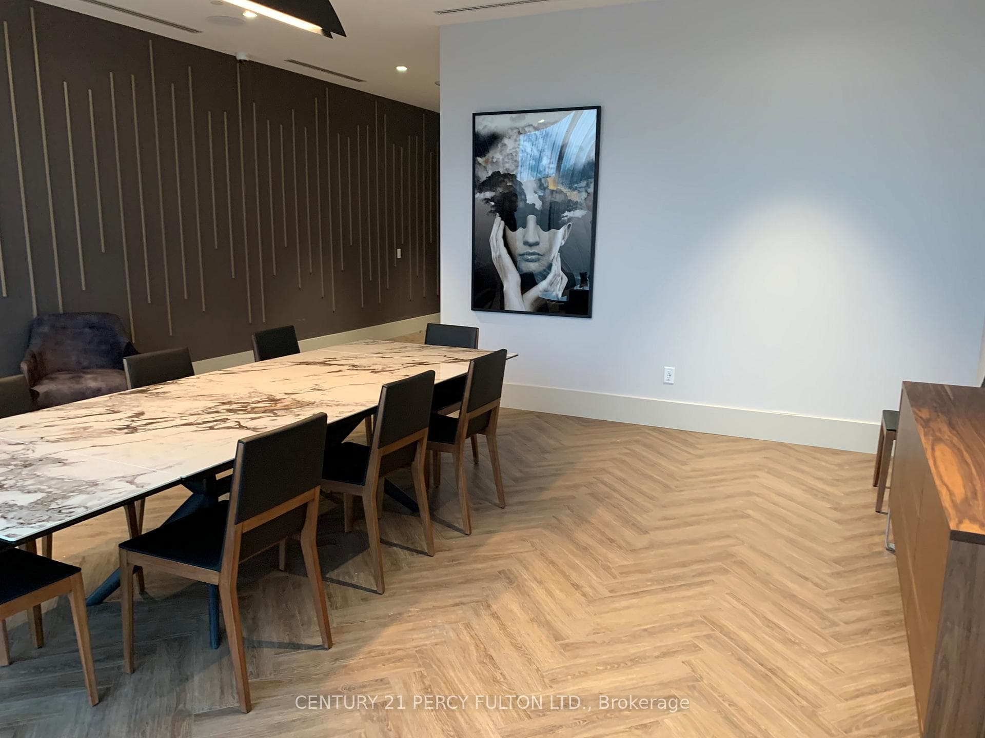 2545 Simcoe Street Unit 1713 photo 28