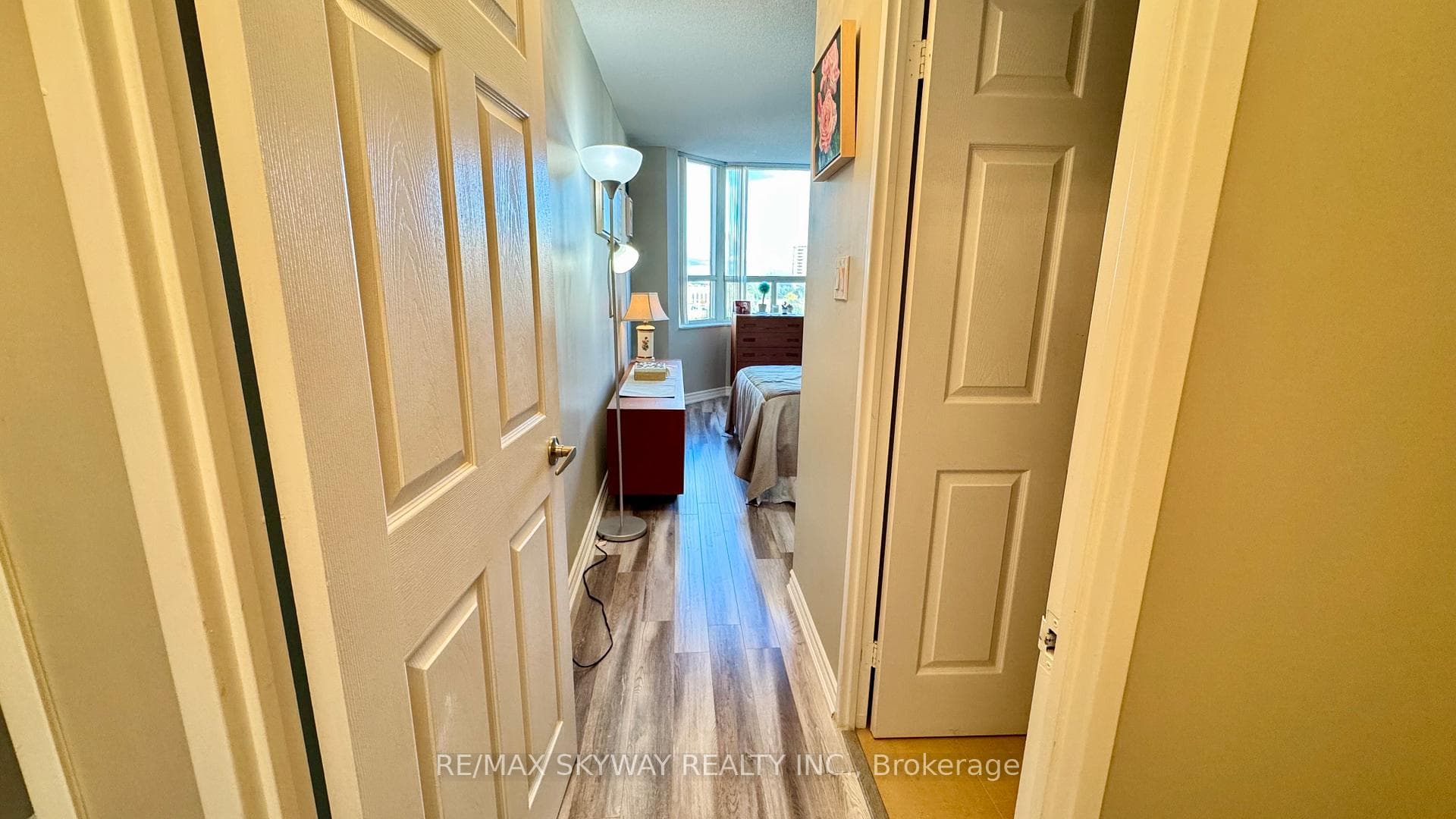30 Malta Avenue Unit 909 photo 11