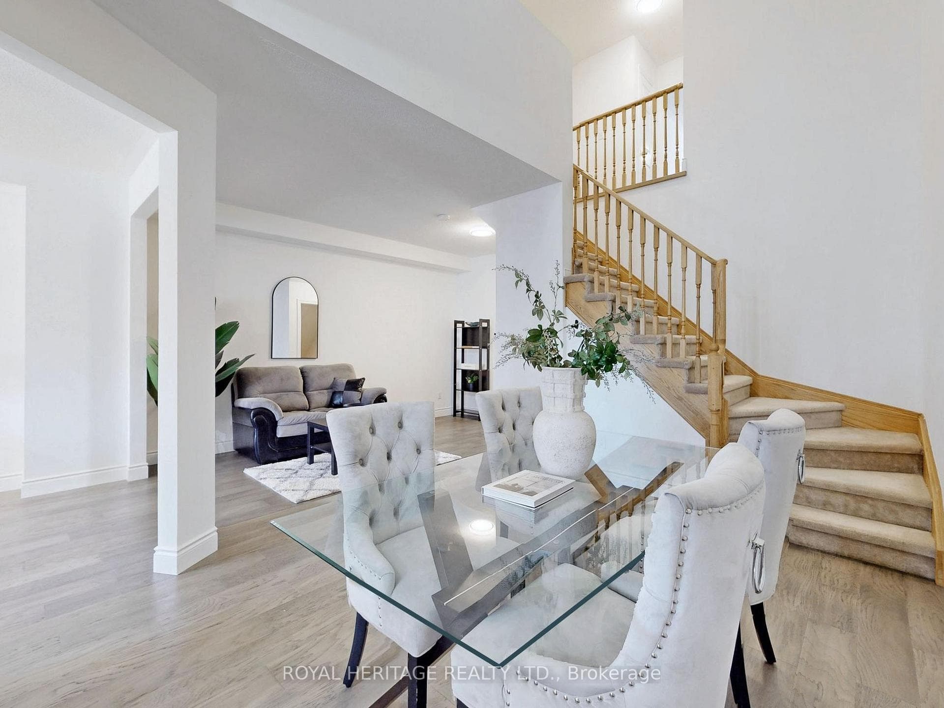 29 Hickman Road photo 8