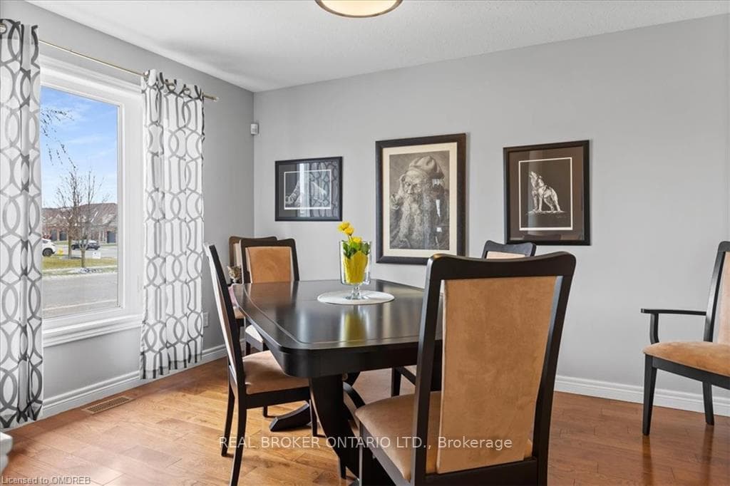 55 Cobblestone Drive photo 39