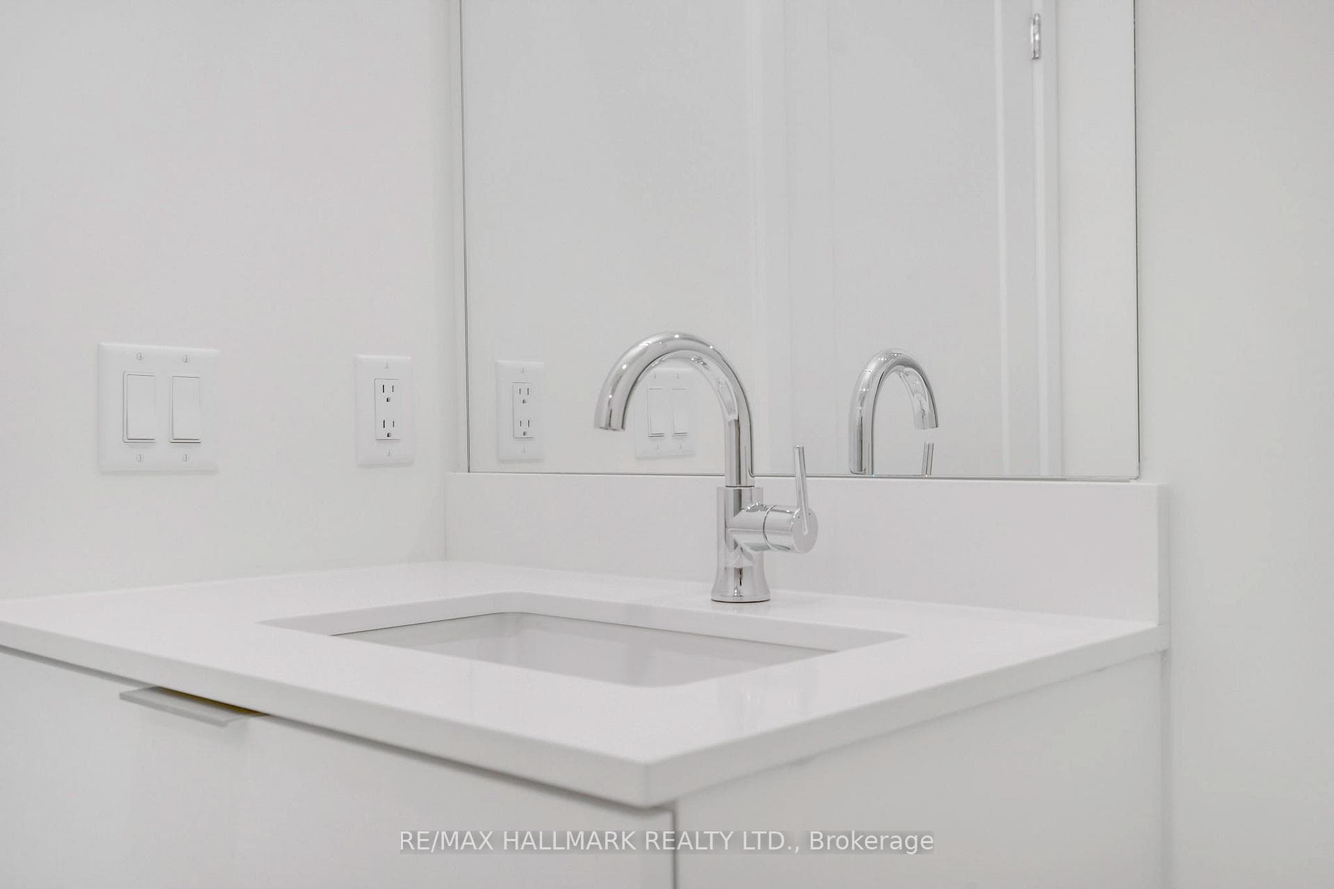 89 Church Street Unit 2107 photo 26