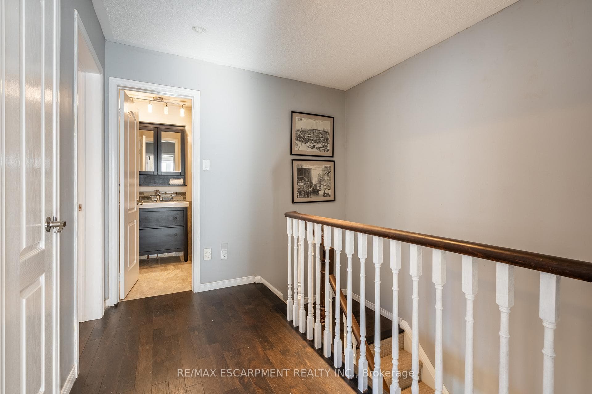 117 Laurendale Avenue photo 16