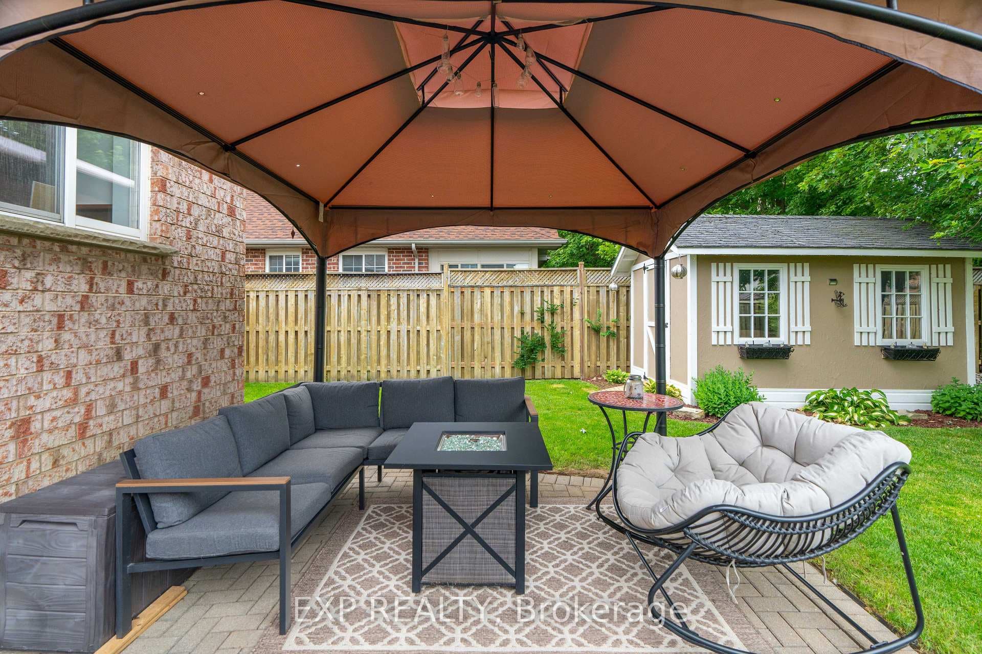 4 Primrose Drive photo 34