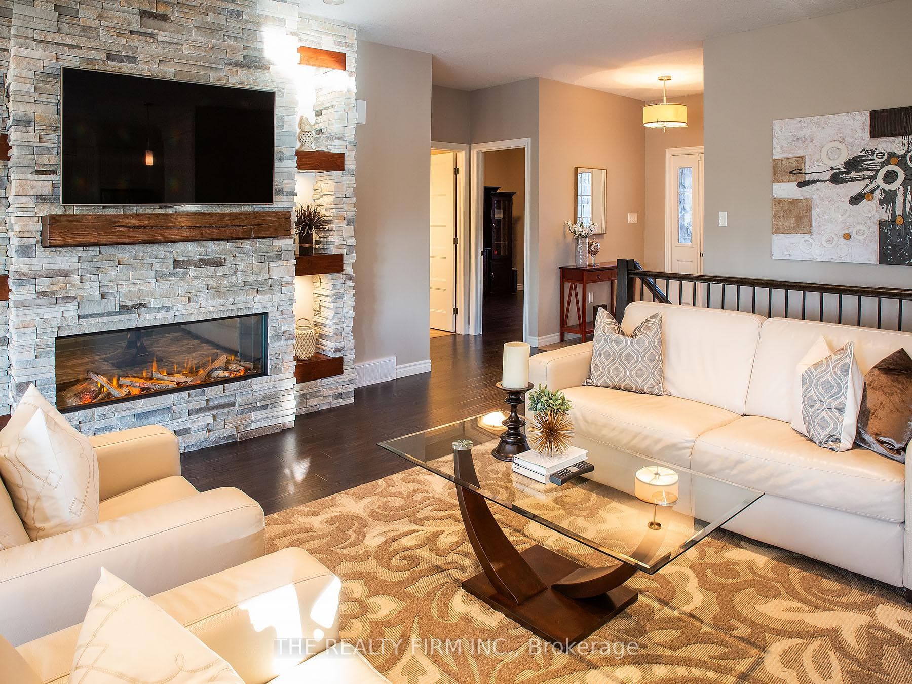 70 Fuller Drive photo 5