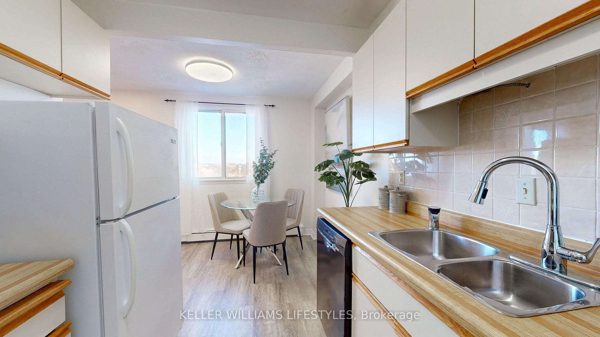 Kitchen/Dinette