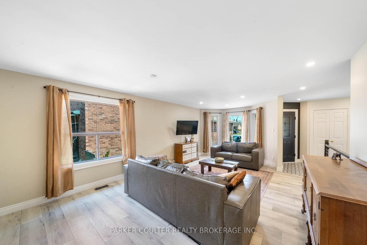 78 Ward Drive photo 13