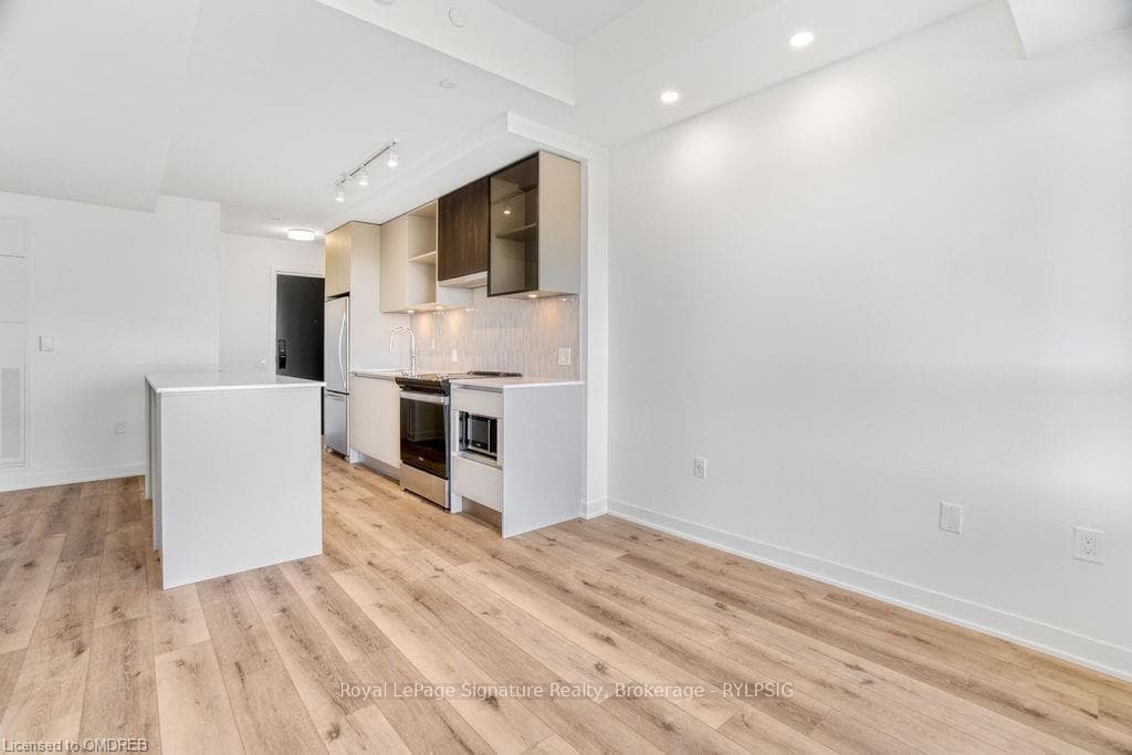 395 DUNDAS Street Unit 513 photo 12