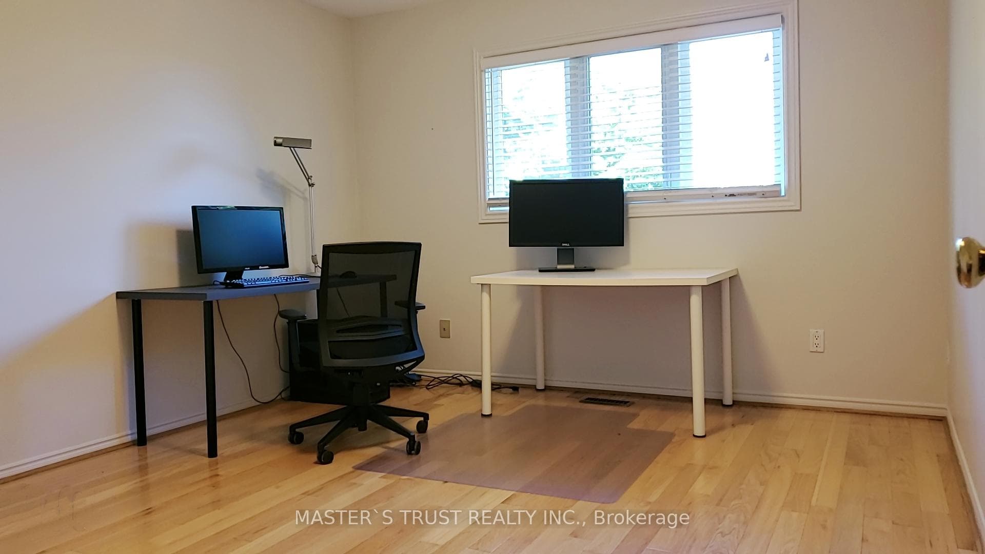 1272 Sir David Drive photo 43