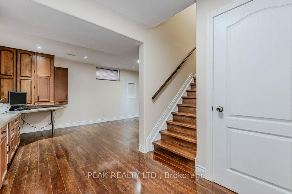 119 Paige Street photo 29
