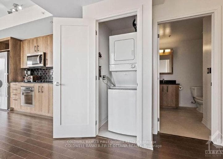 805 Carling Avenue Unit 2209 photo 7