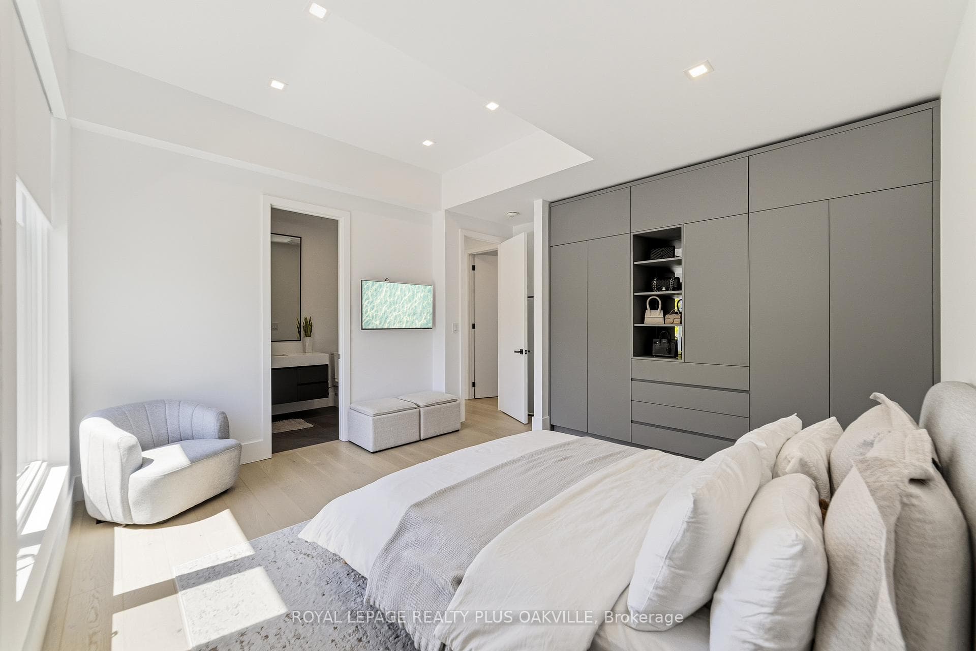 1189 Tisdale Street photo 17