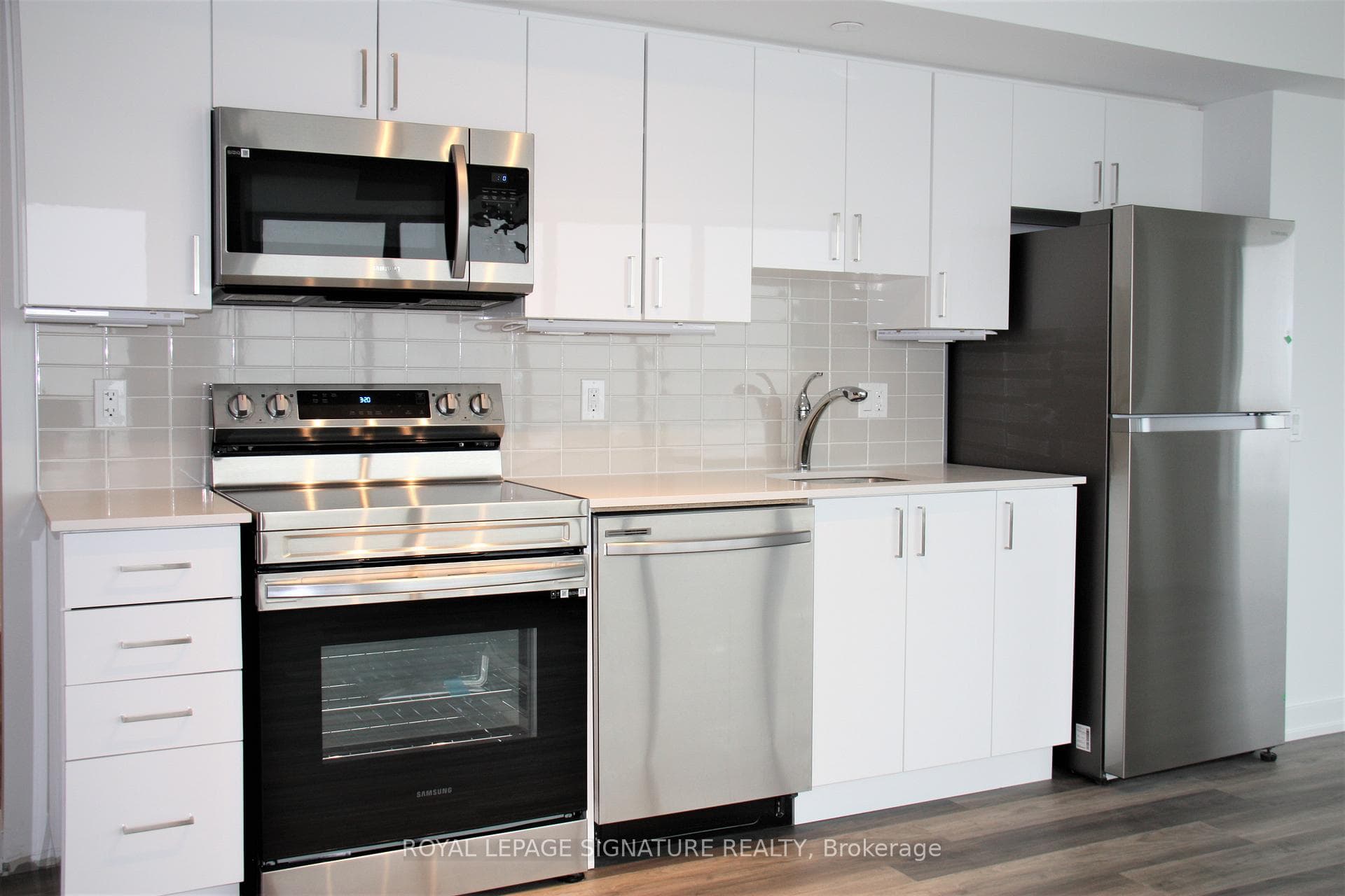 1480 Bayly Street Unit 1207 photo 3