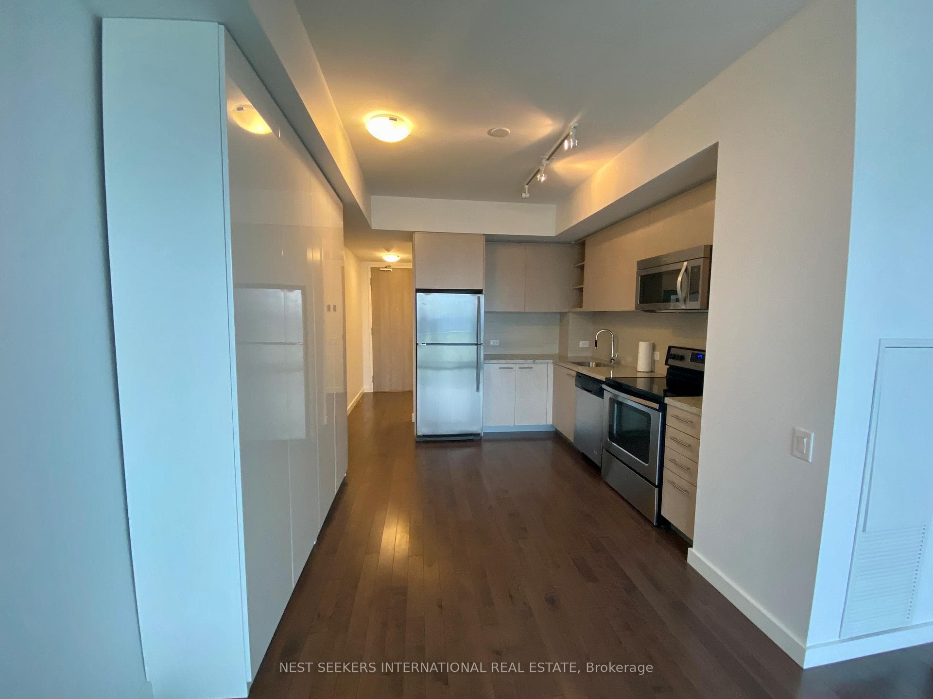 390 Cherry Street Unit 2601 photo 12
