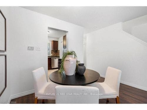 10 Foxglove Crescent Unit 12 photo 12