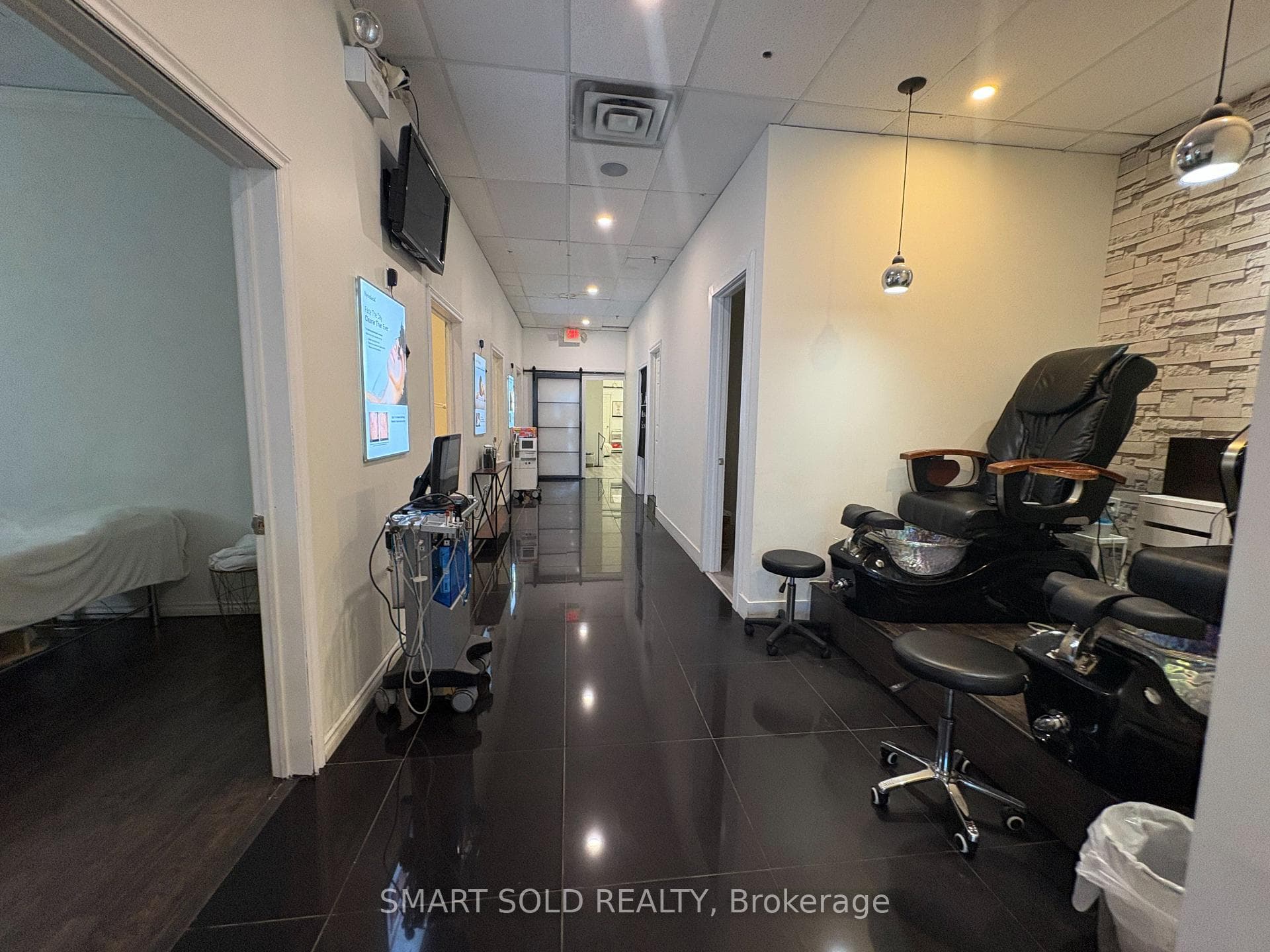 1170 Burnhamthorpe Road Unit 26 photo 16