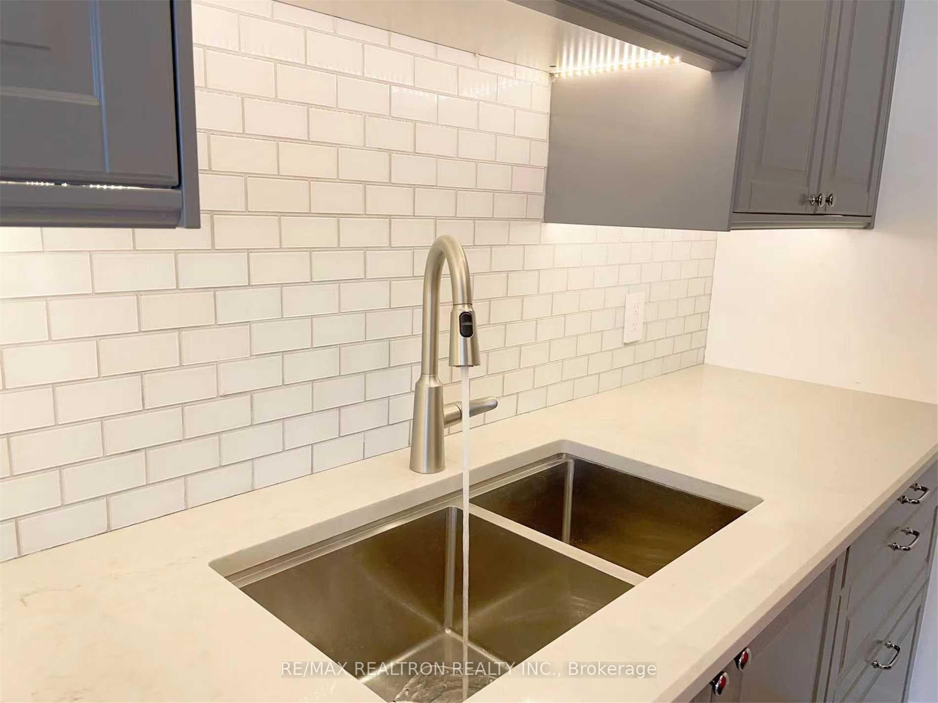 135 Village Green Square Unit 3717 photo 5