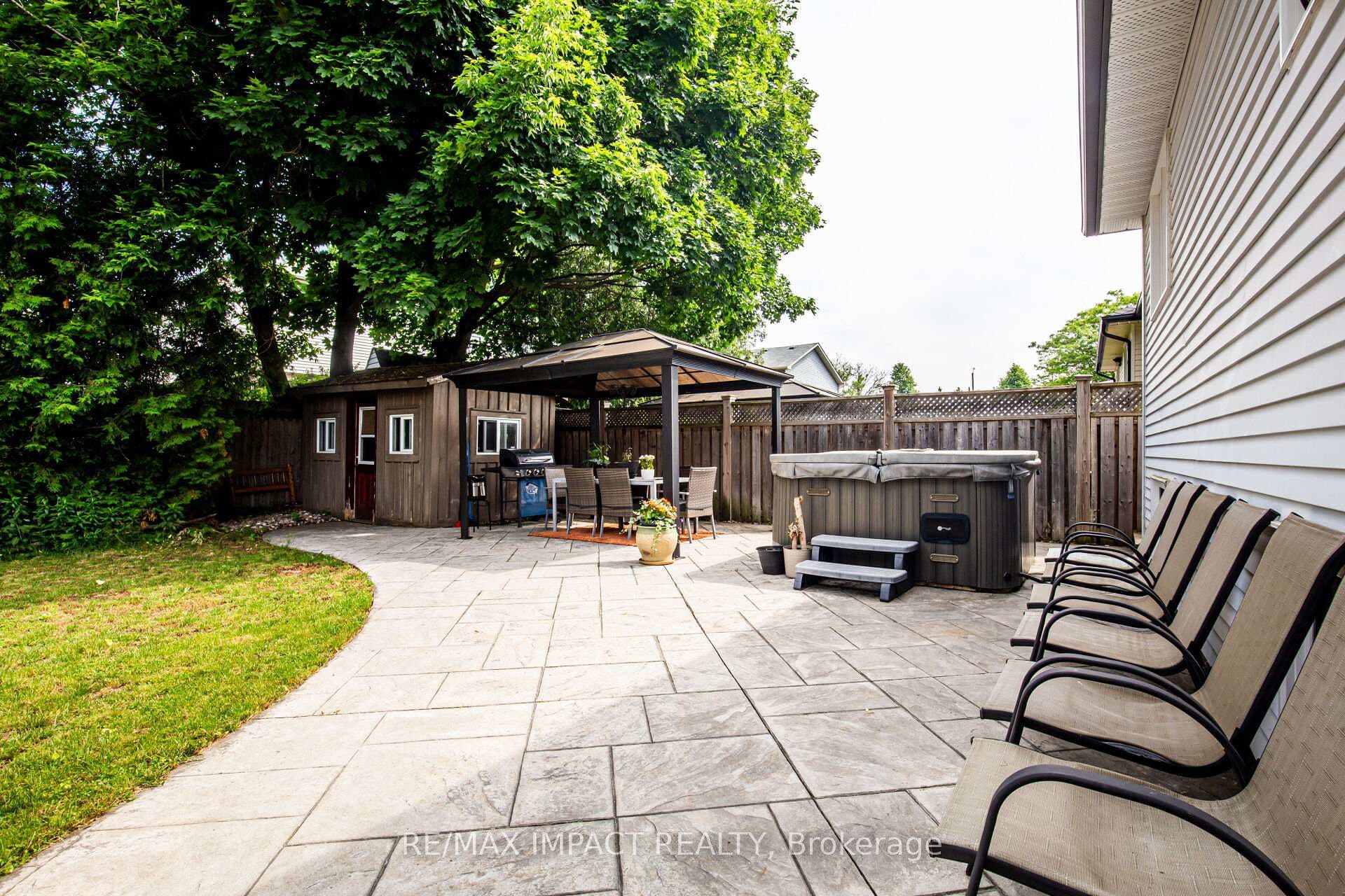 72 Glovers Road photo 31