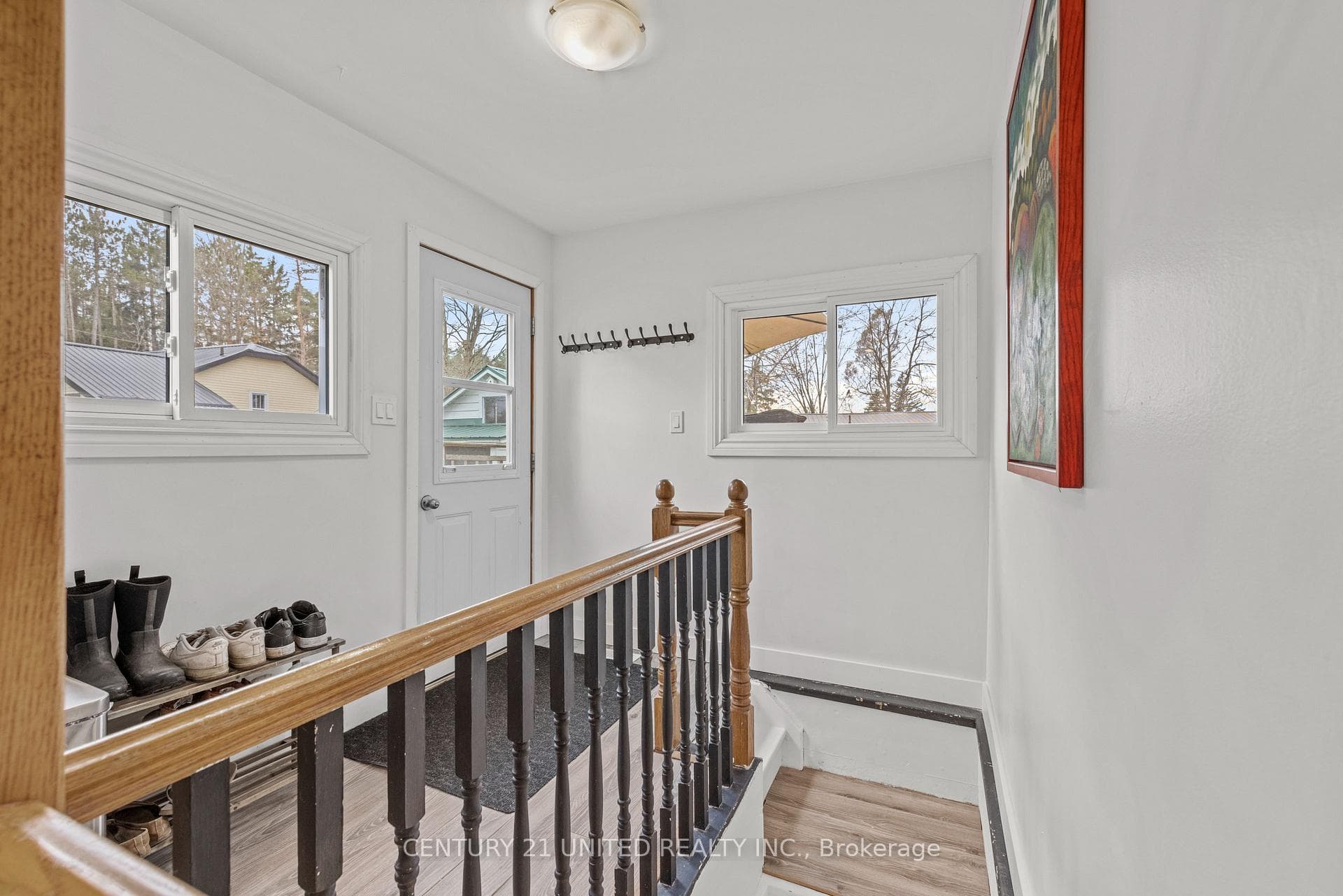 2046 Yale Road photo 5