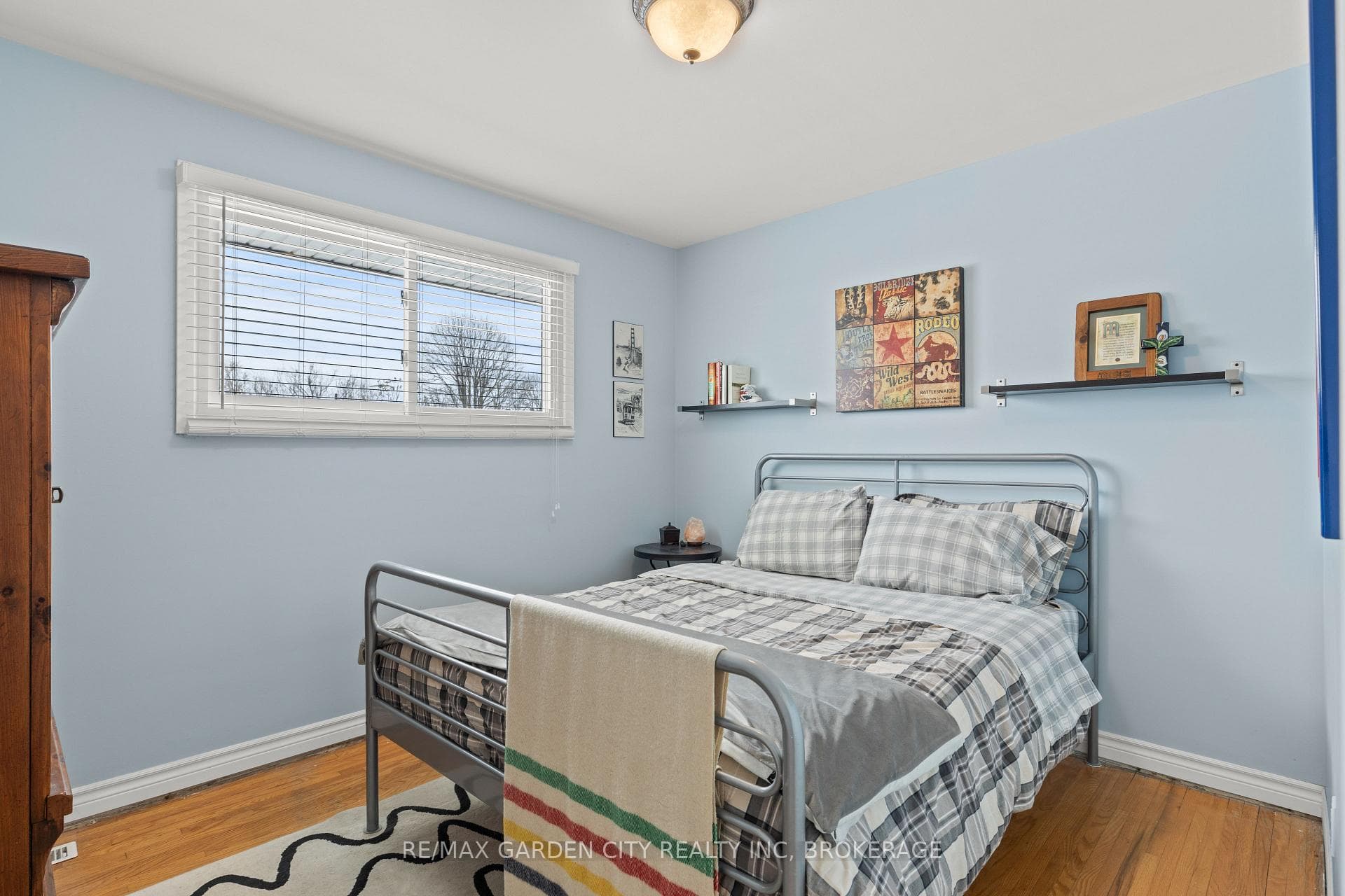 30 St. Lawrence Drive photo 12