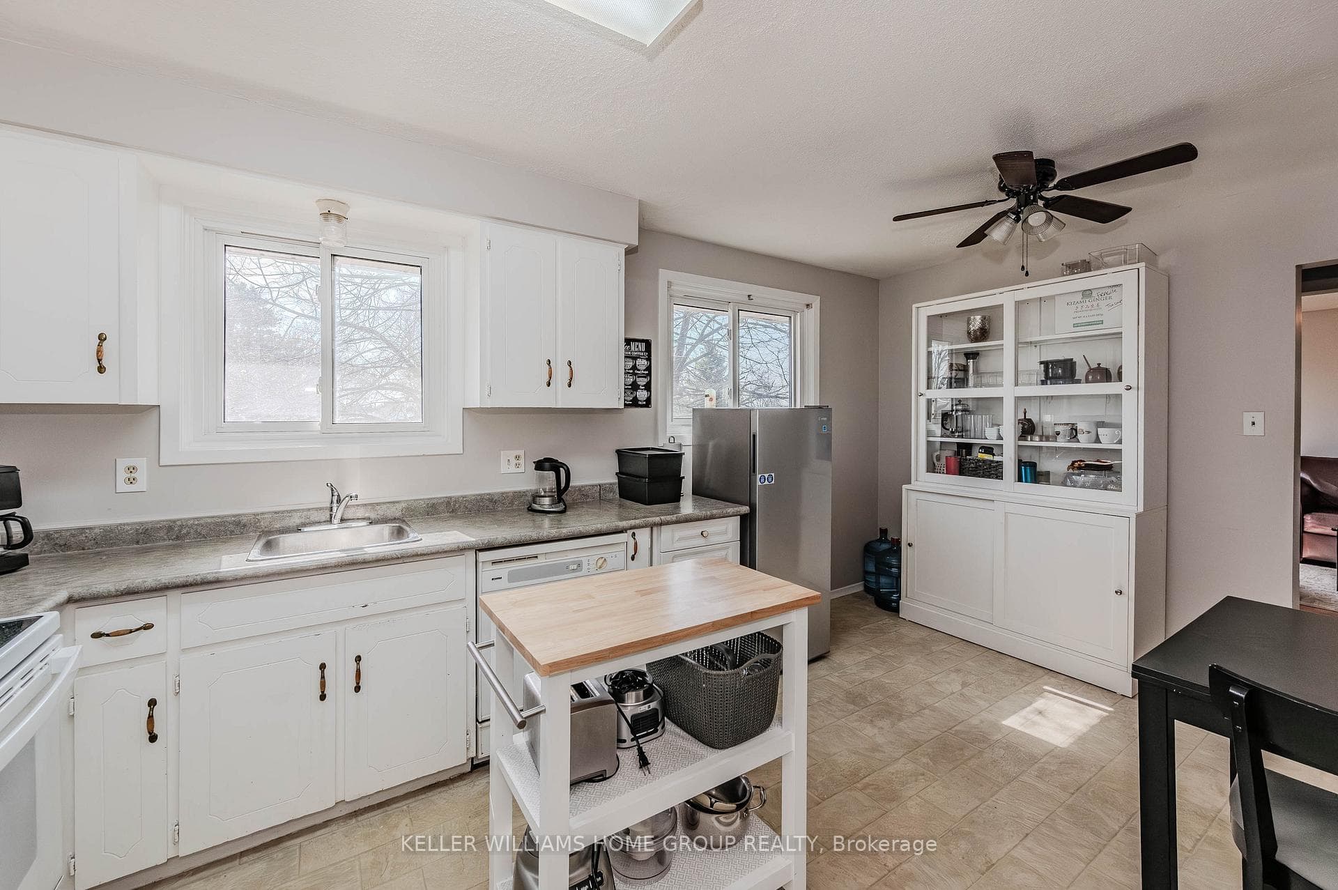33 Dovercliffe Road photo 13