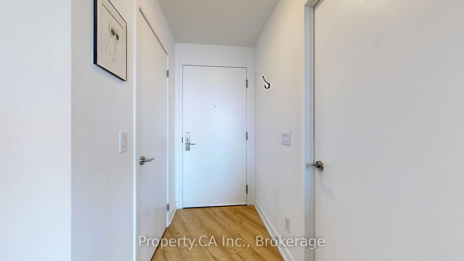 135 East Liberty Street Unit 2012 photo 18