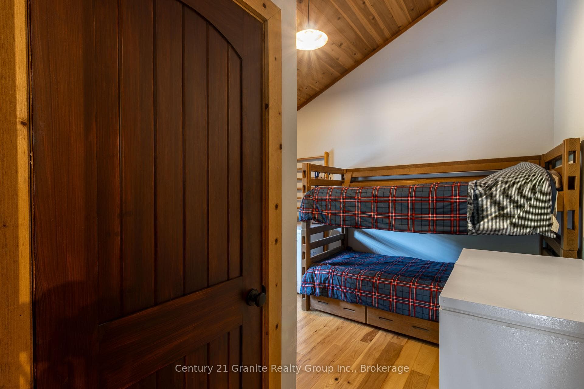 1071 Dardanelles Road photo 20