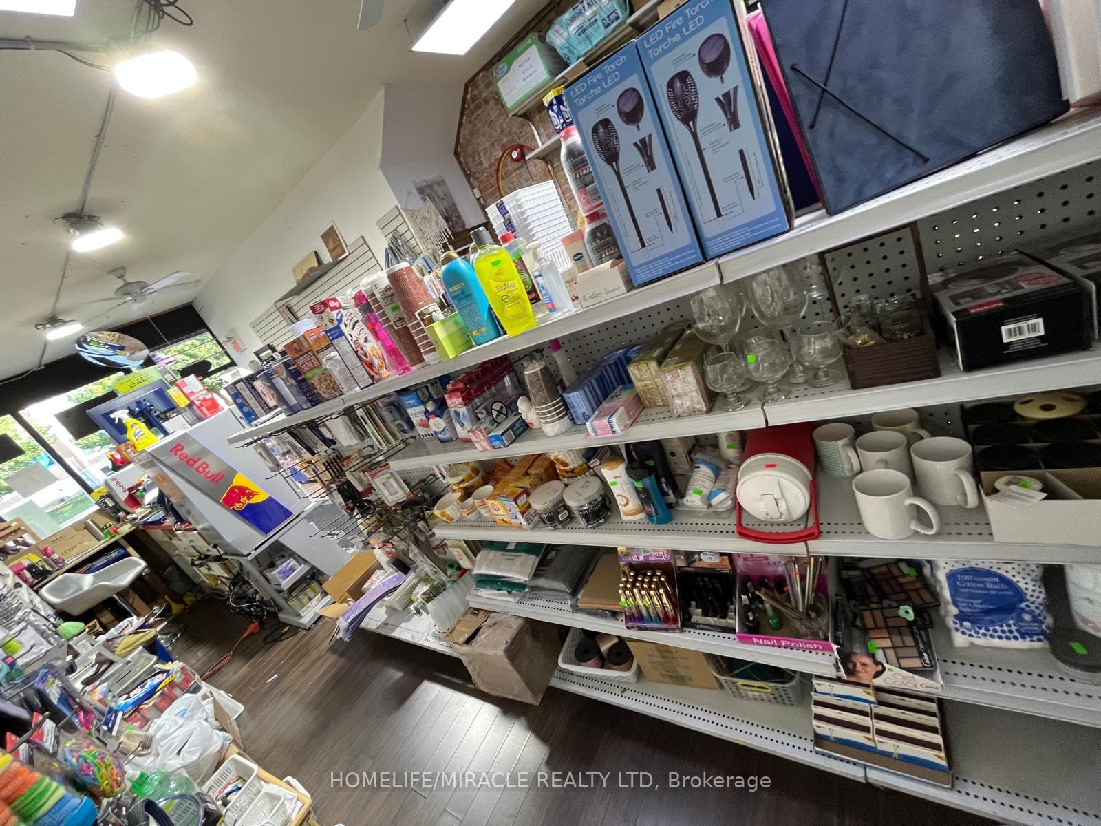 966 St Clair Ave W Avenue photo 28