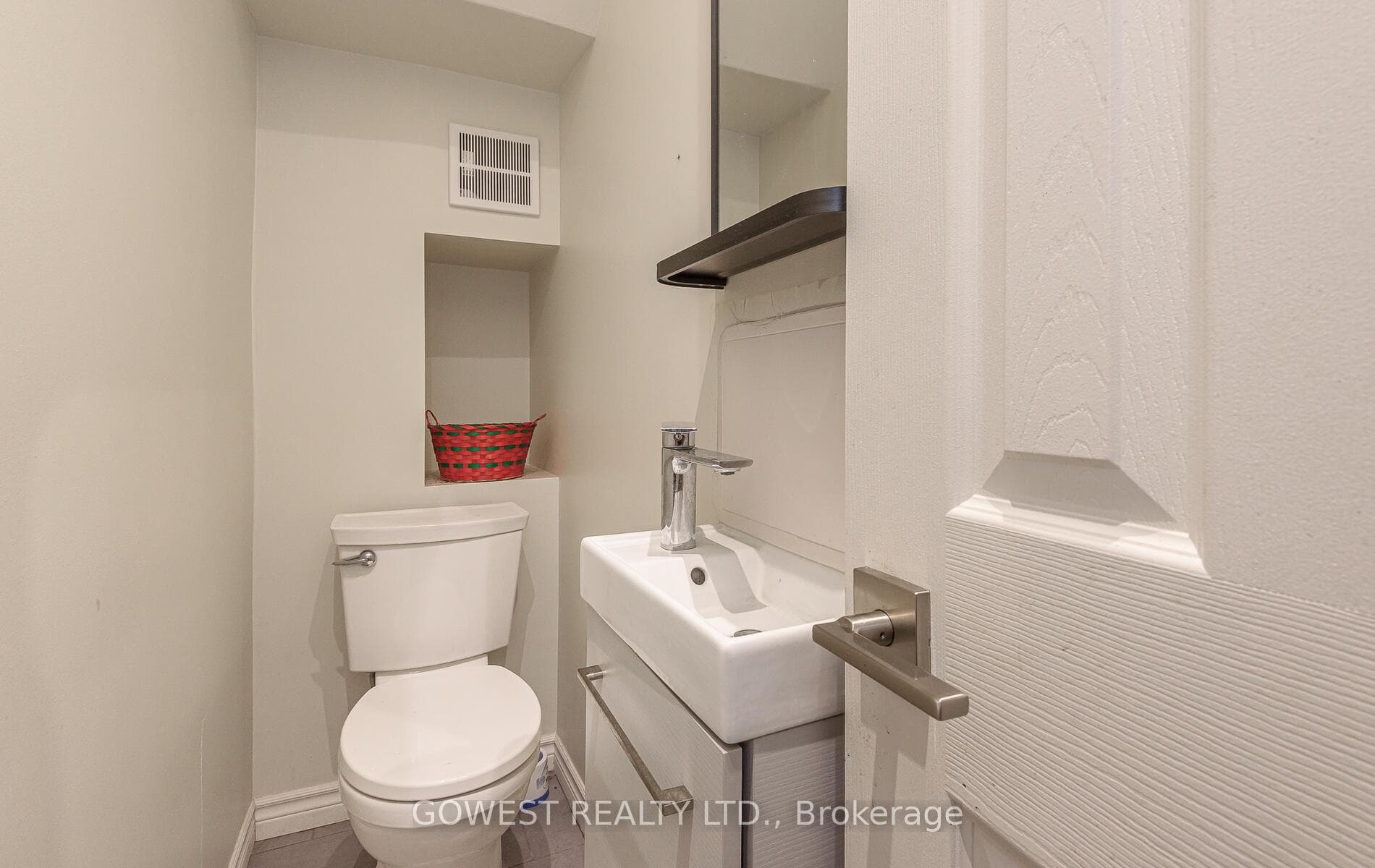 39 Boustead Avenue photo 15