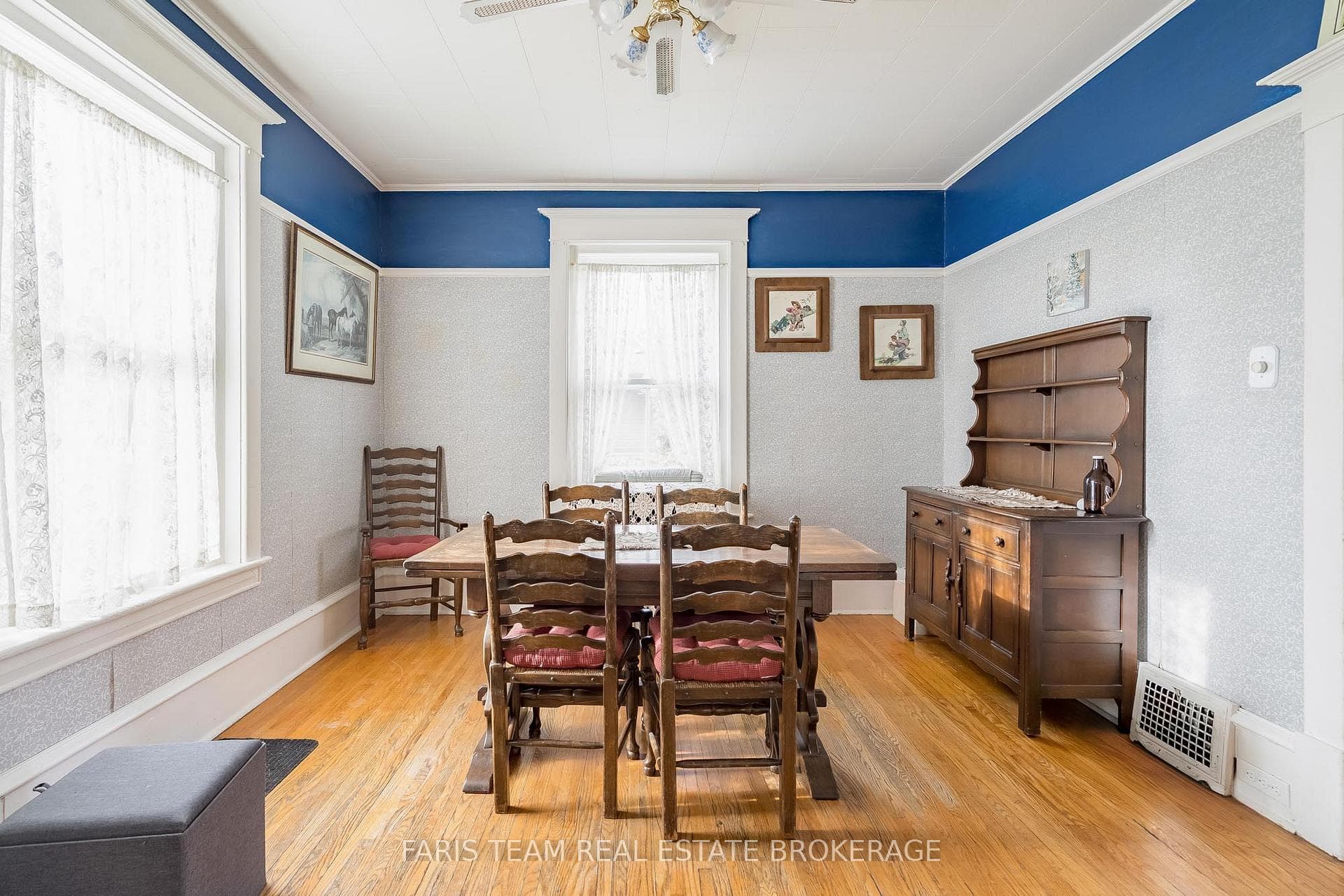 307 Albert Street photo 11