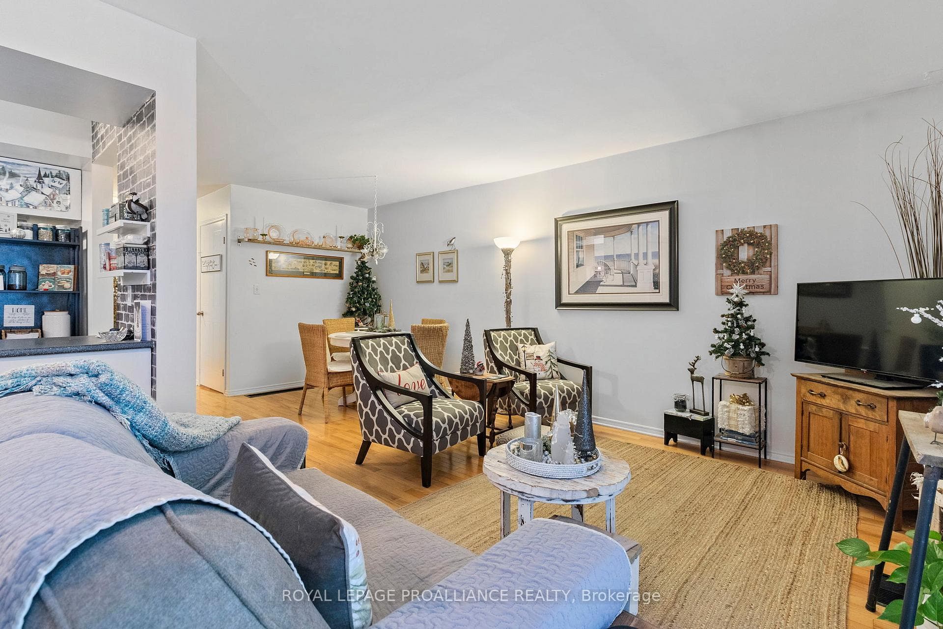 1165 Cuthbertson Avenue photo 6