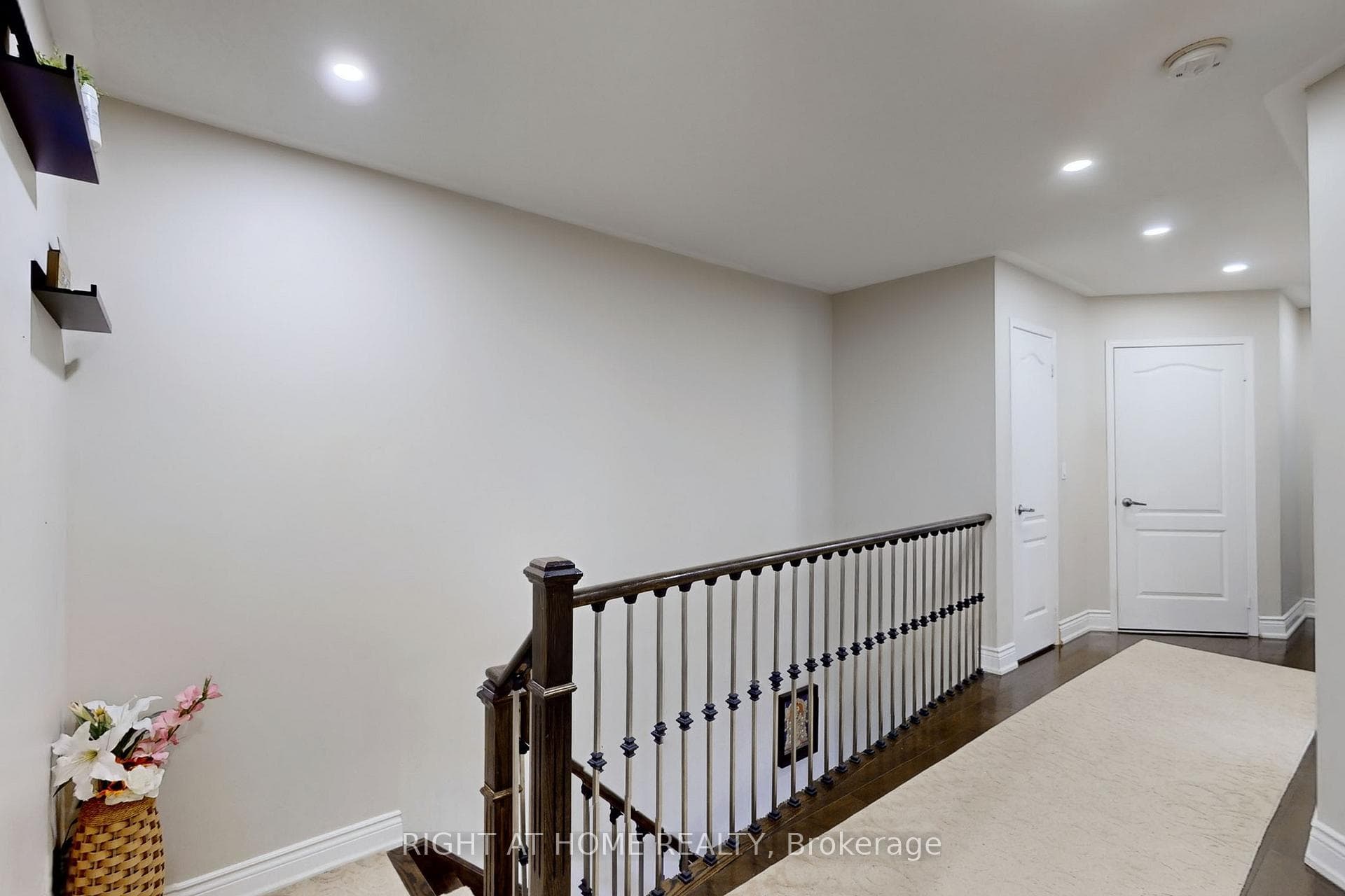 30 Casabel Drive Unit Upper photo 26
