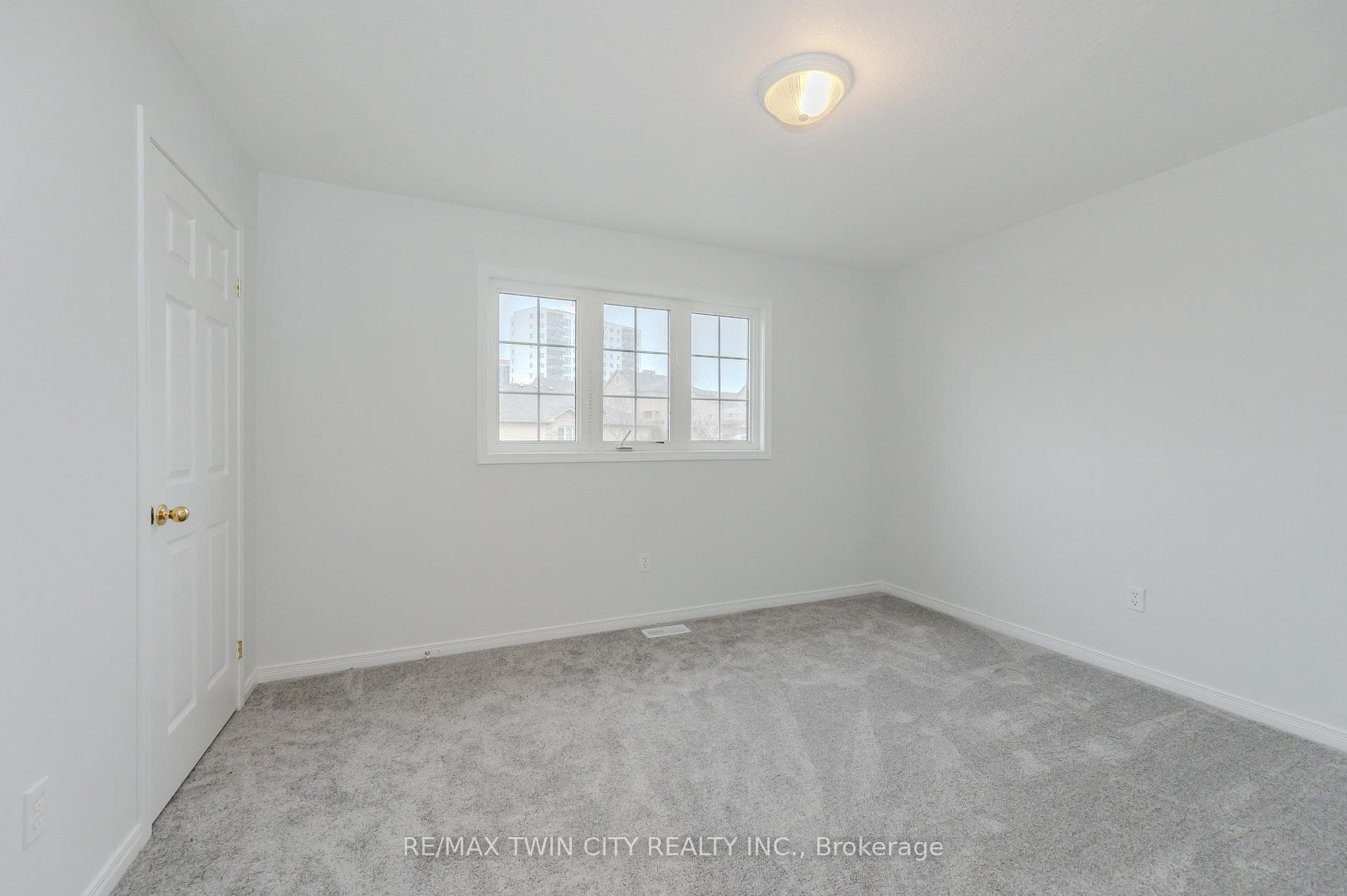 240 Westmeadow Drive Unit 6B photo 20