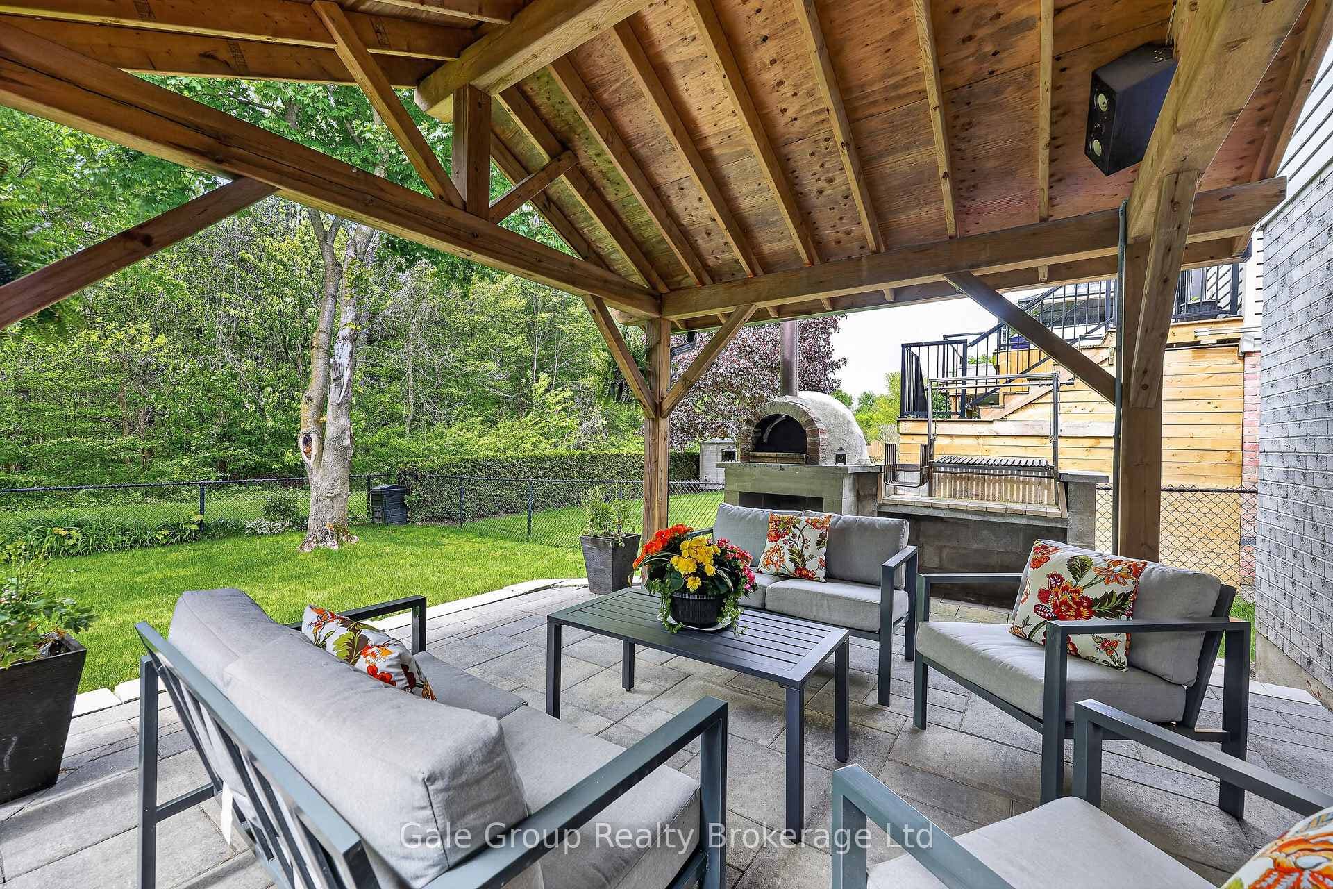 89 Woodvale Drive photo 34