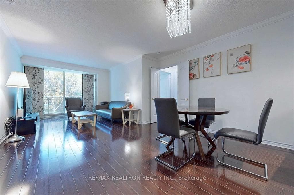 18 William Carson Crescent Unit 211 photo 3